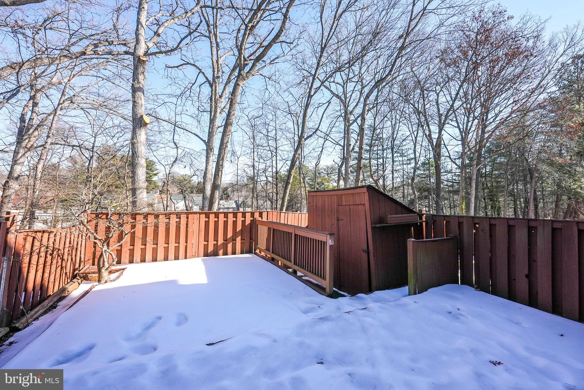 CROWNLEIGH - Residential