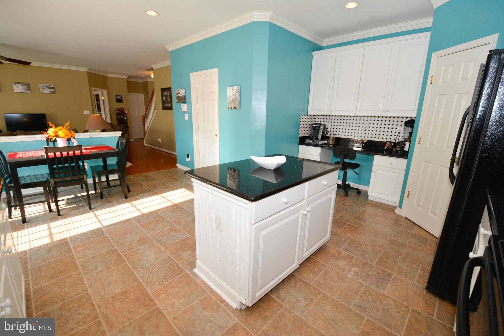 WAYSIDE VILLAGE - Residential