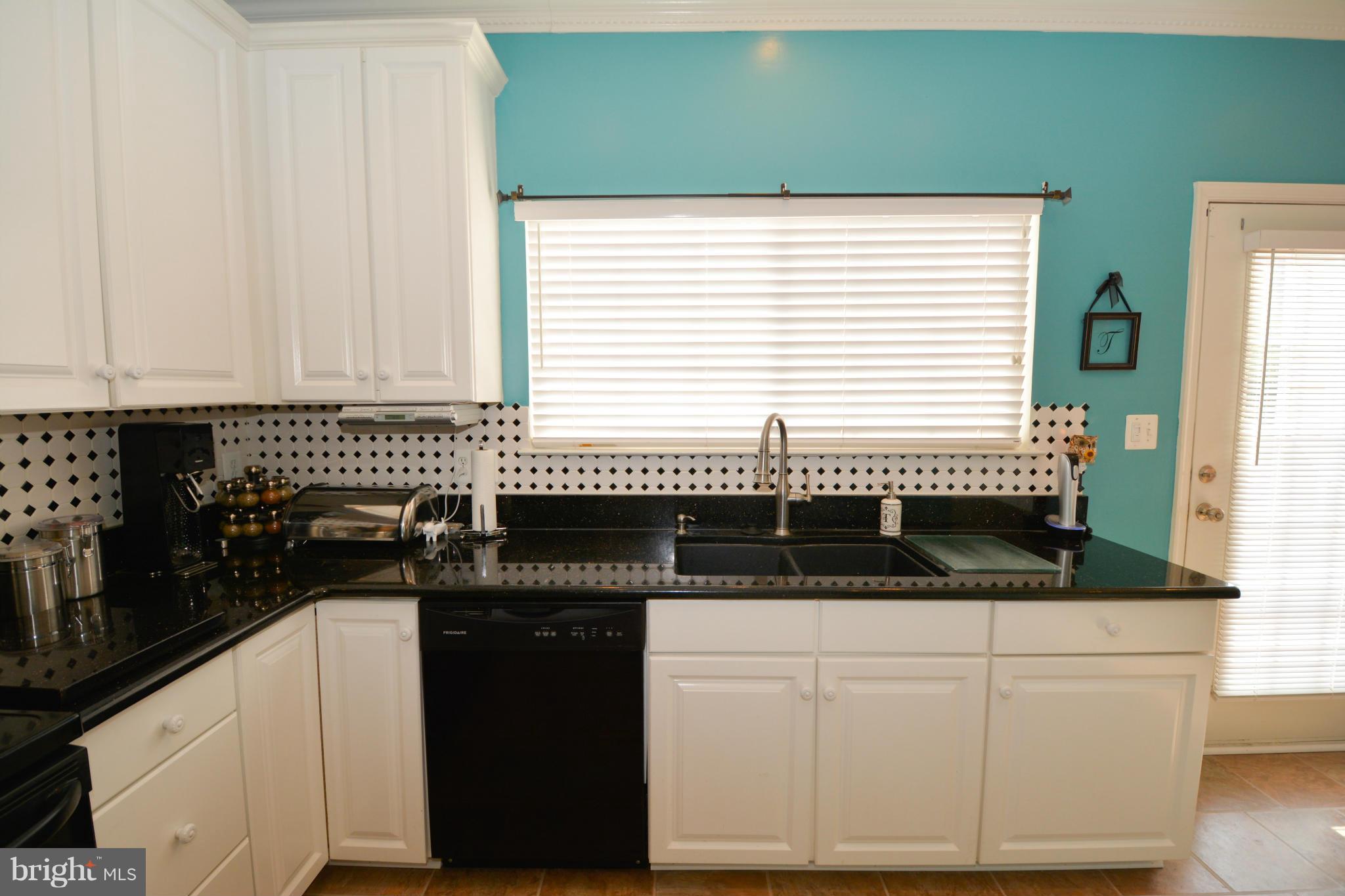 WAYSIDE VILLAGE - Residential