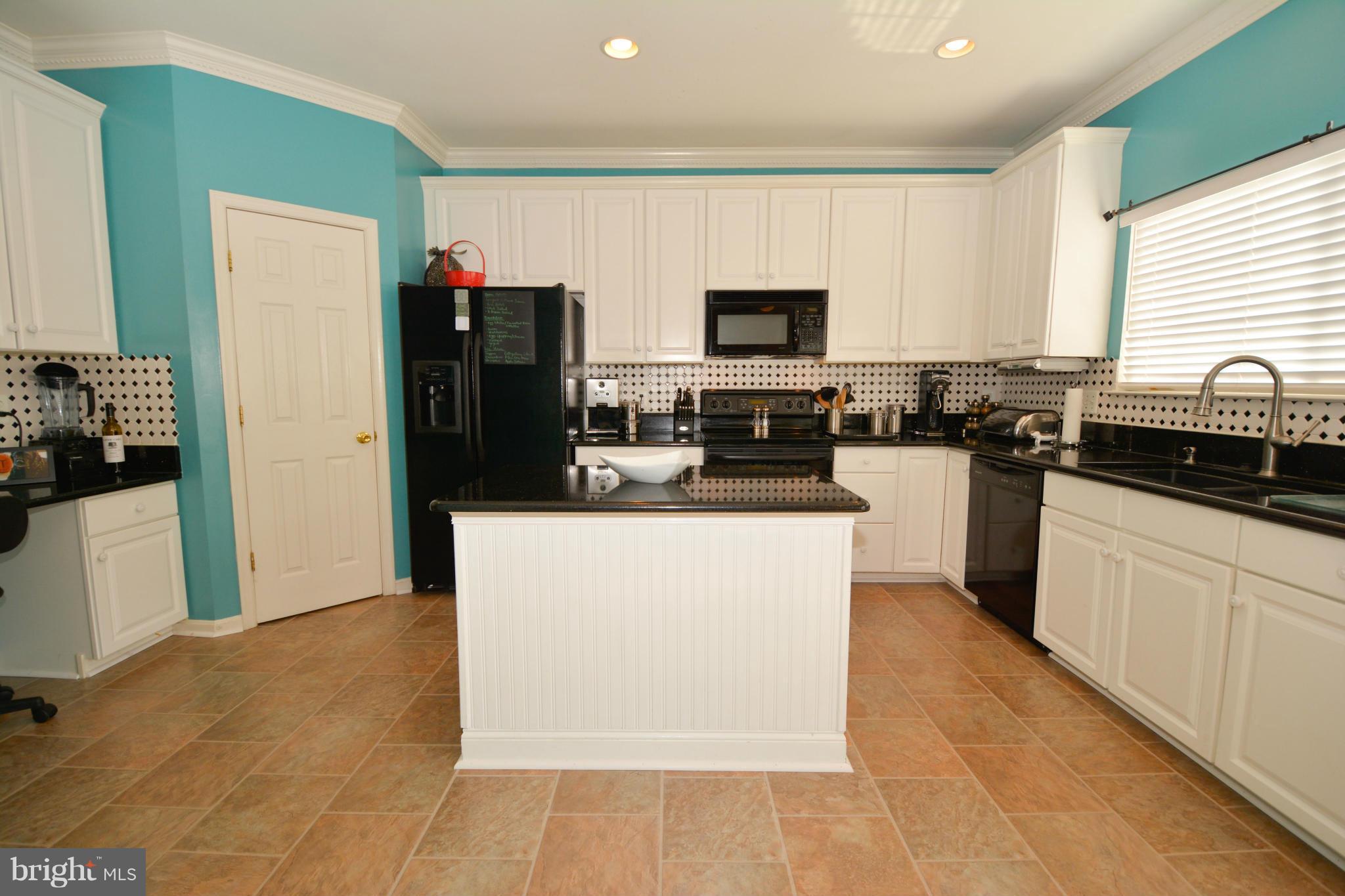 WAYSIDE VILLAGE - Residential