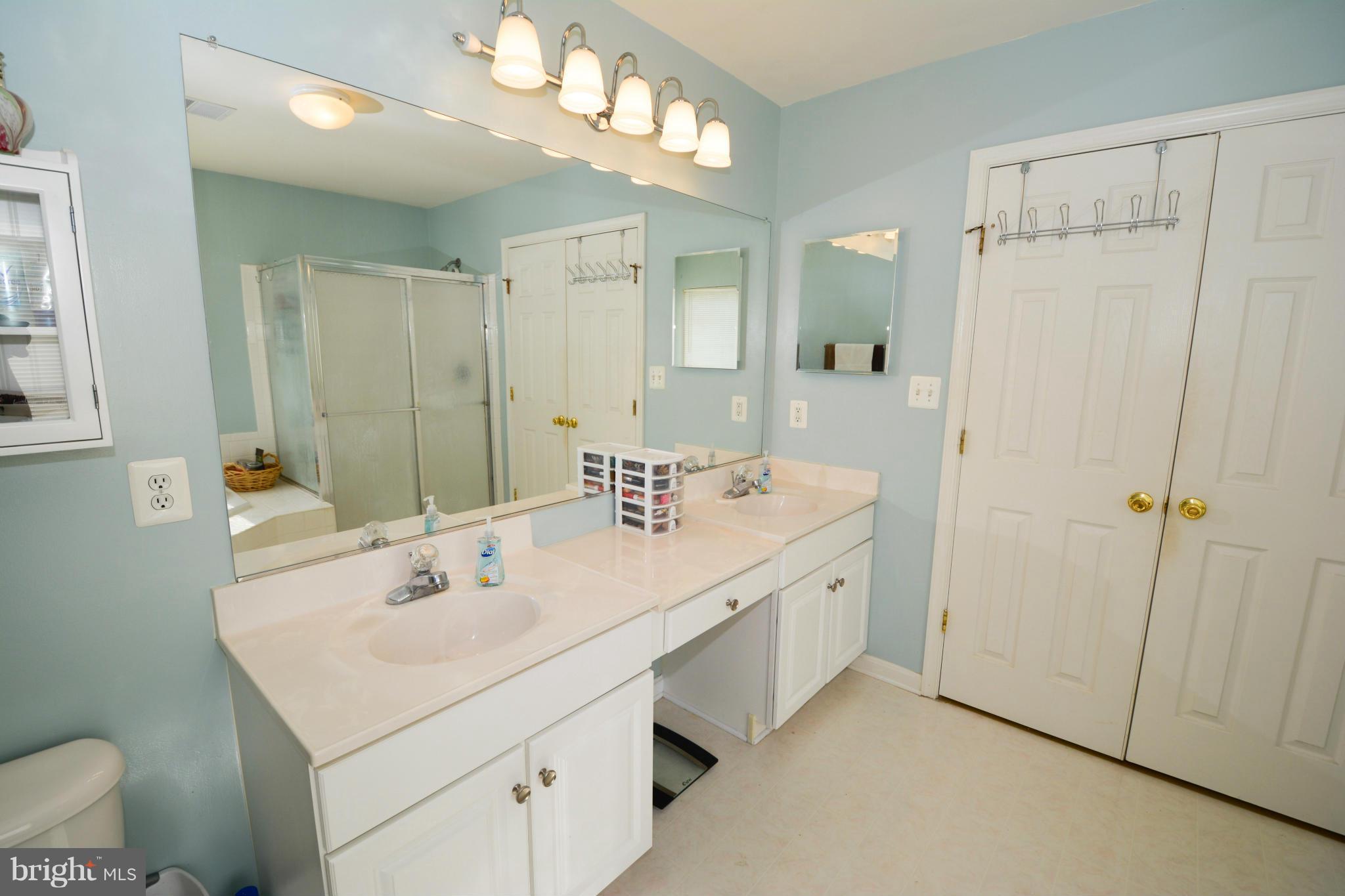 WAYSIDE VILLAGE - Residential