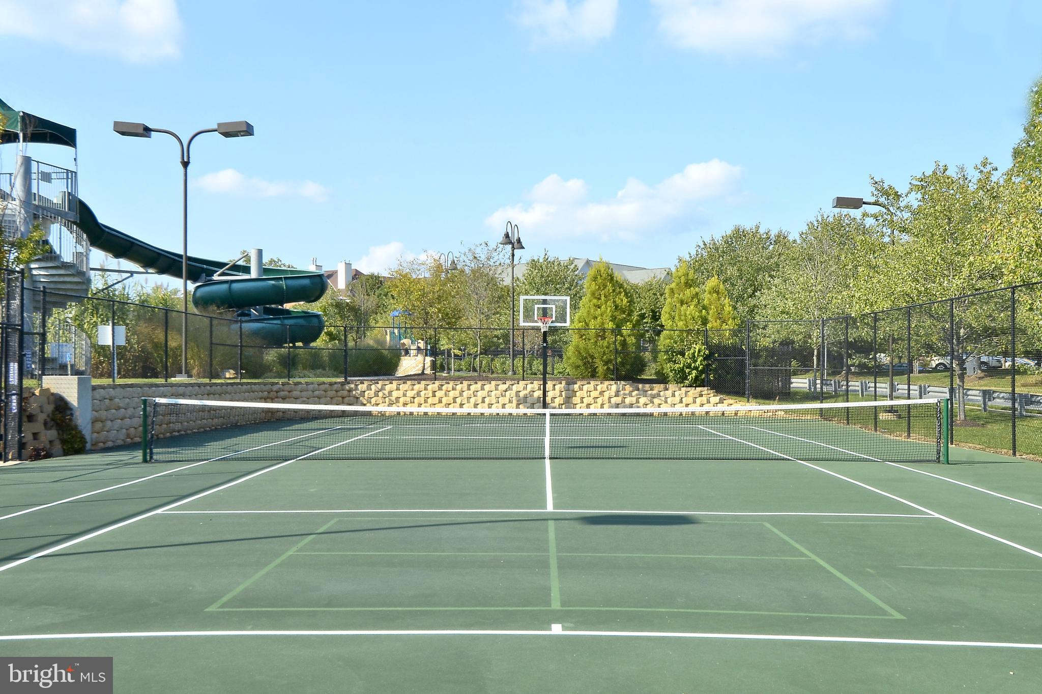 ROUNDWOOD RIDGE - Residential