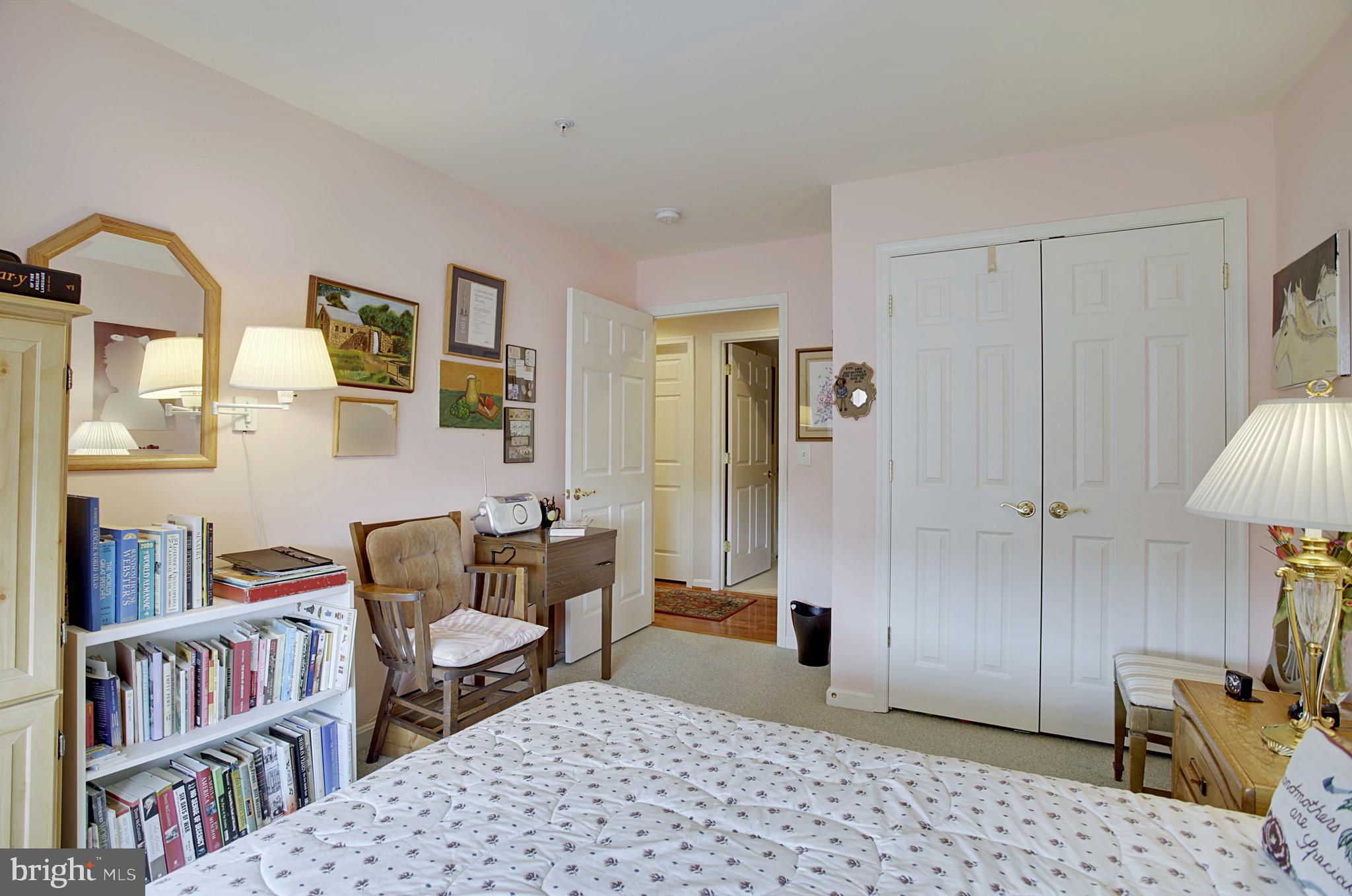 ROUNDWOOD RIDGE - Residential