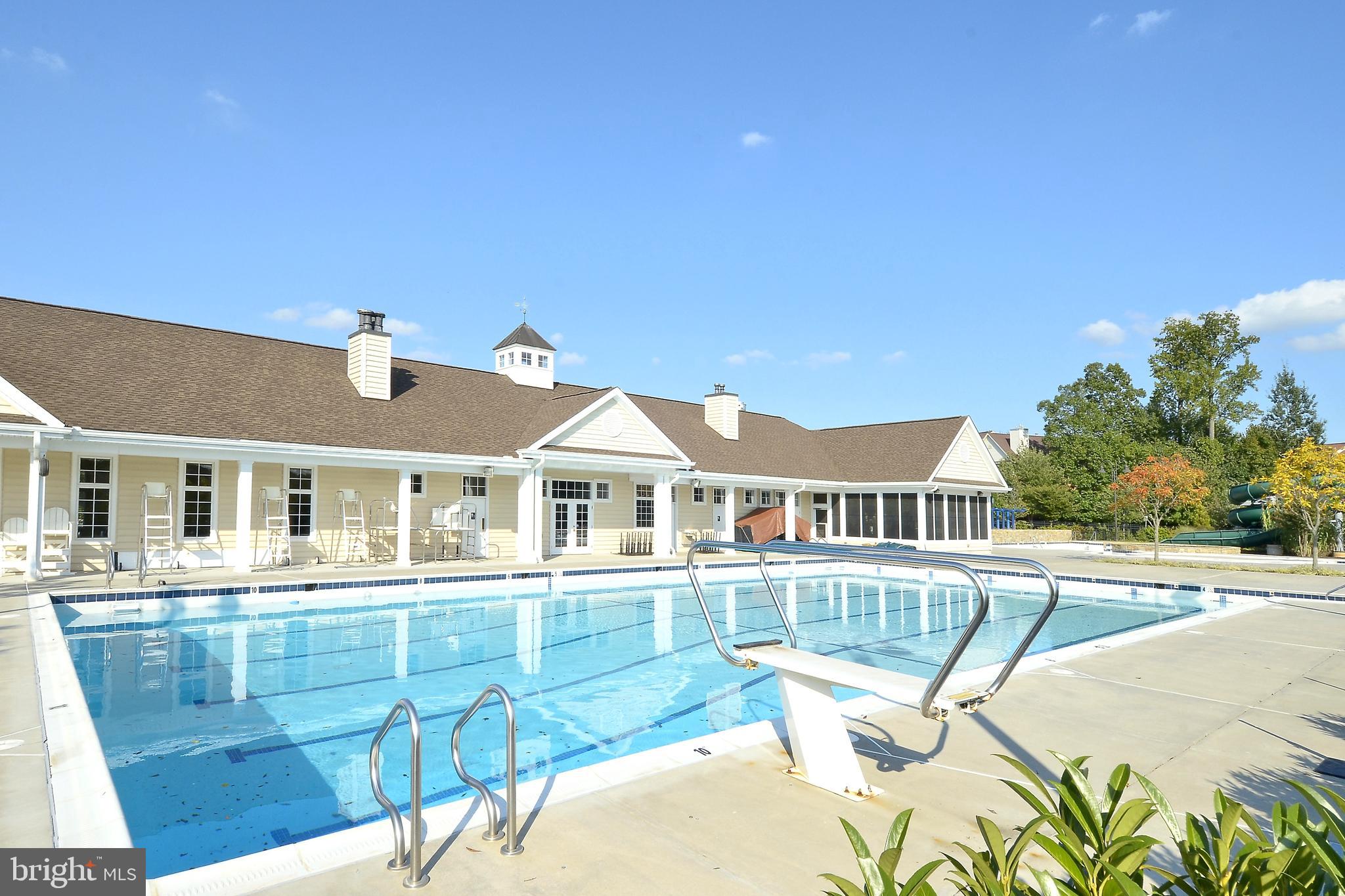 ROUNDWOOD RIDGE - Residential