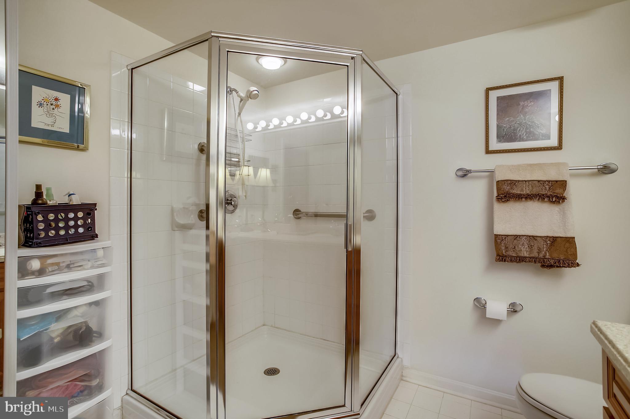 ROUNDWOOD RIDGE - Residential