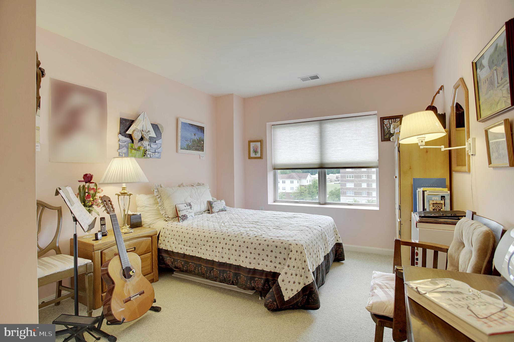 ROUNDWOOD RIDGE - Residential