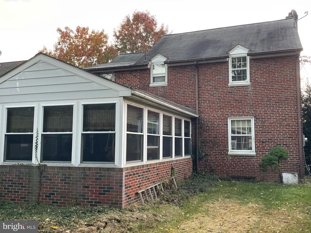 Photo of 1524 Esbenshade Road, Lancaster, PA 17601 (MLS # PALA2043712)