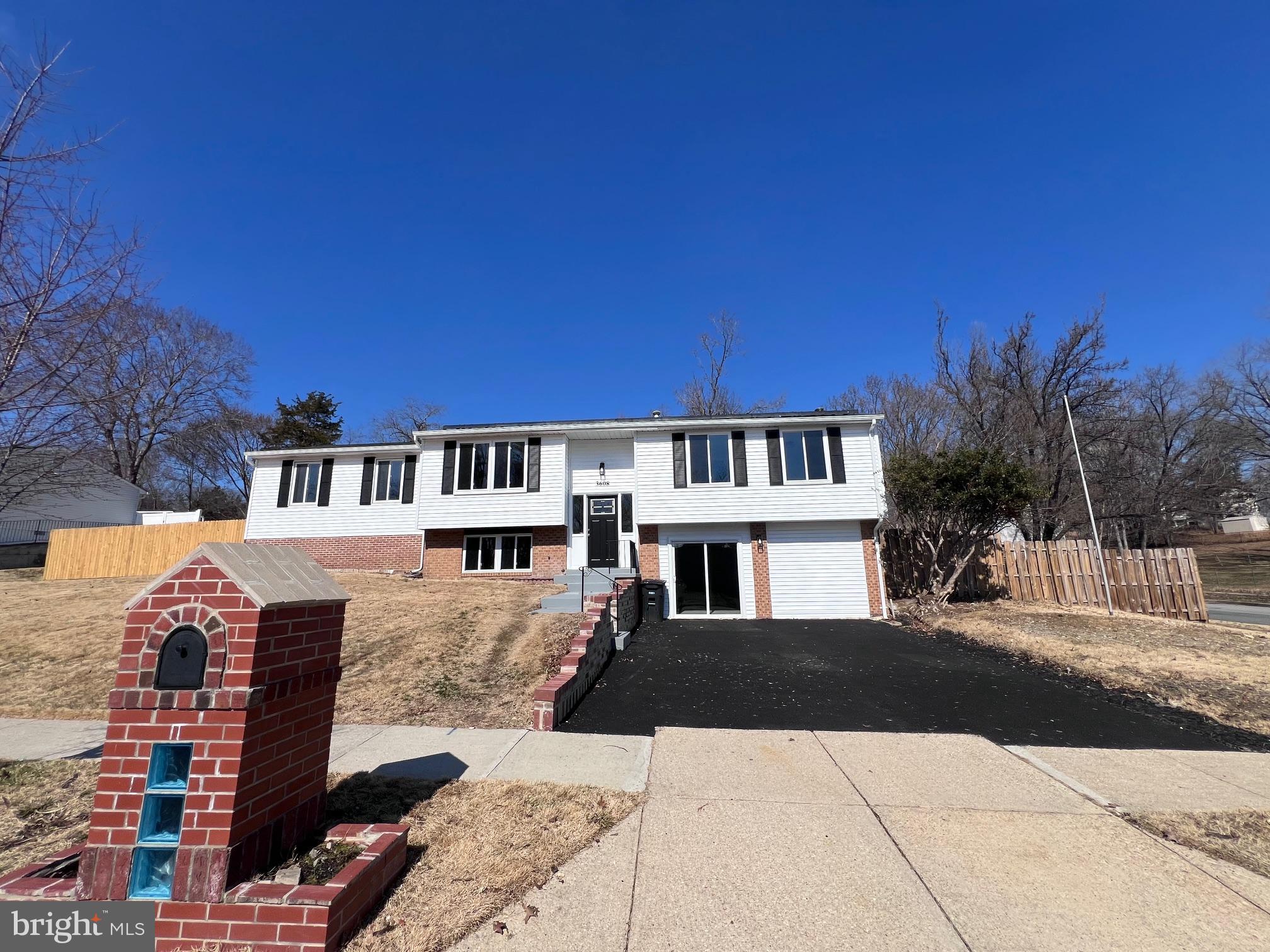 WINDBROOK - Residential