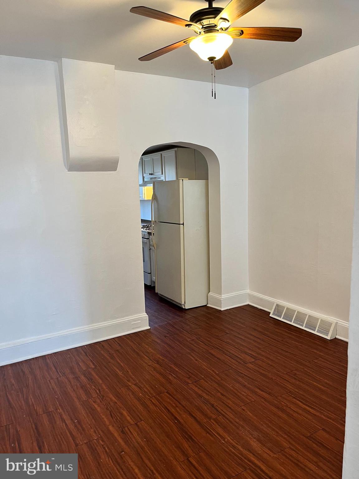 KENSINGTON - Residential Lease