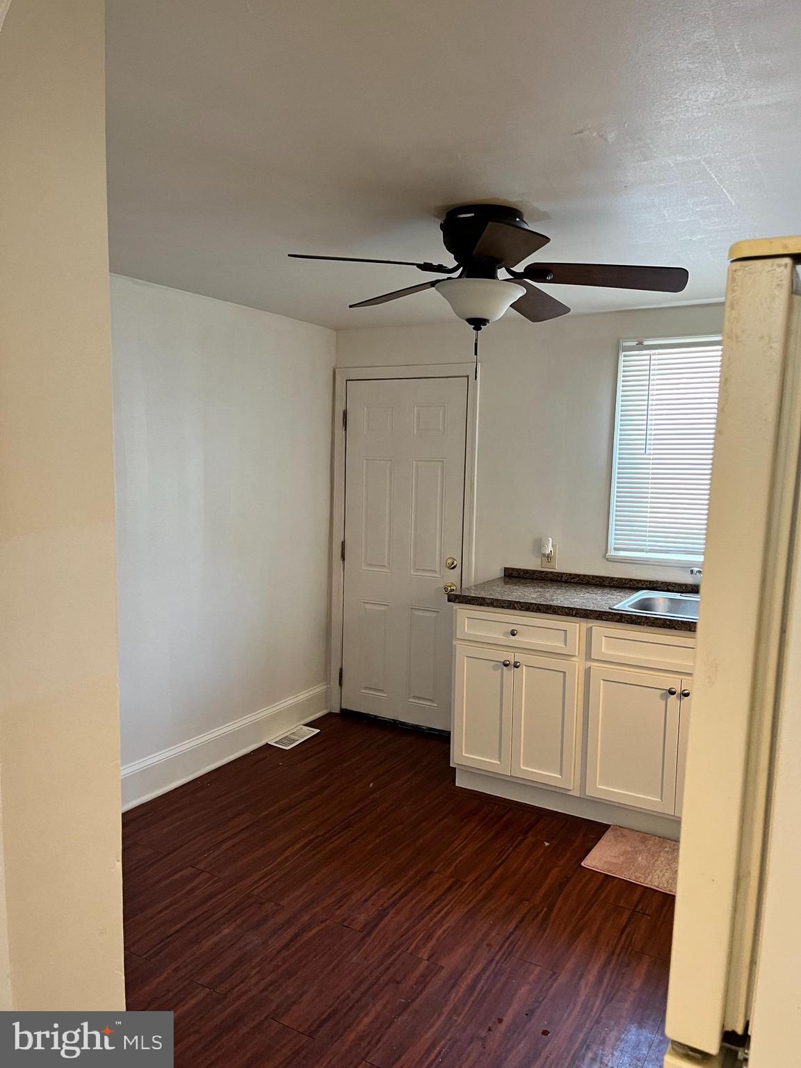 KENSINGTON - Residential Lease