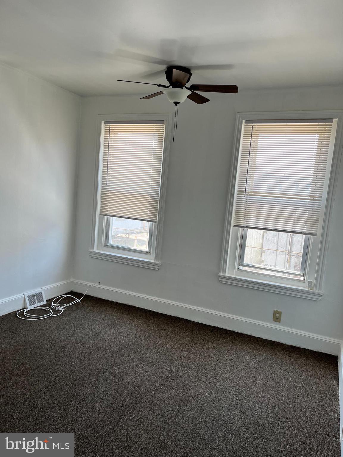 KENSINGTON - Residential Lease