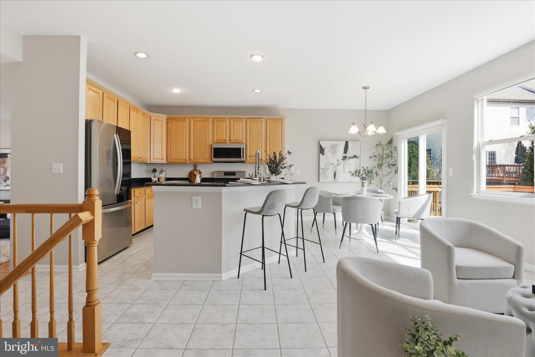 FAIR LAKES COURT - Residential