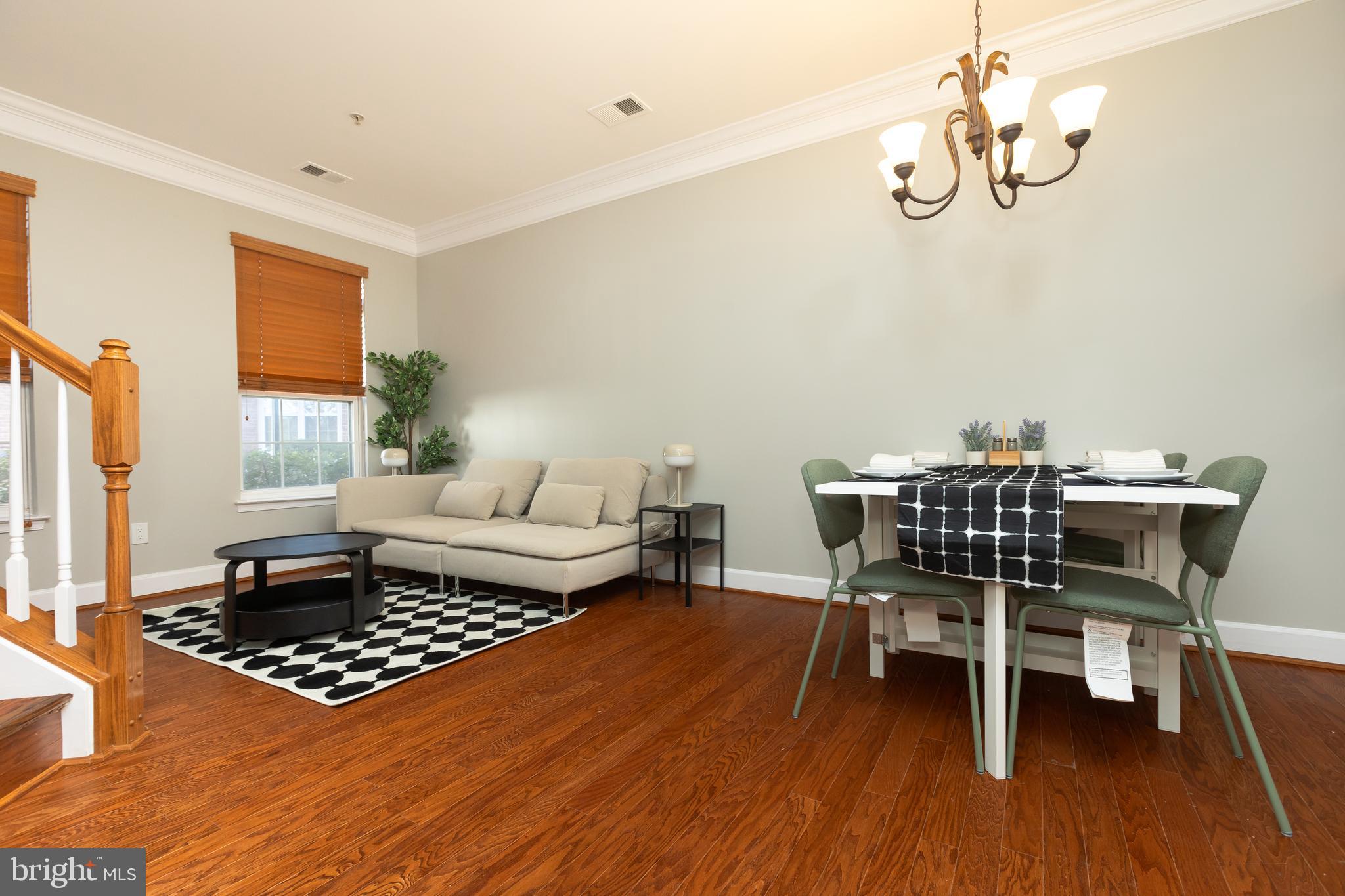 BUCKINGHAM STATION - Residential