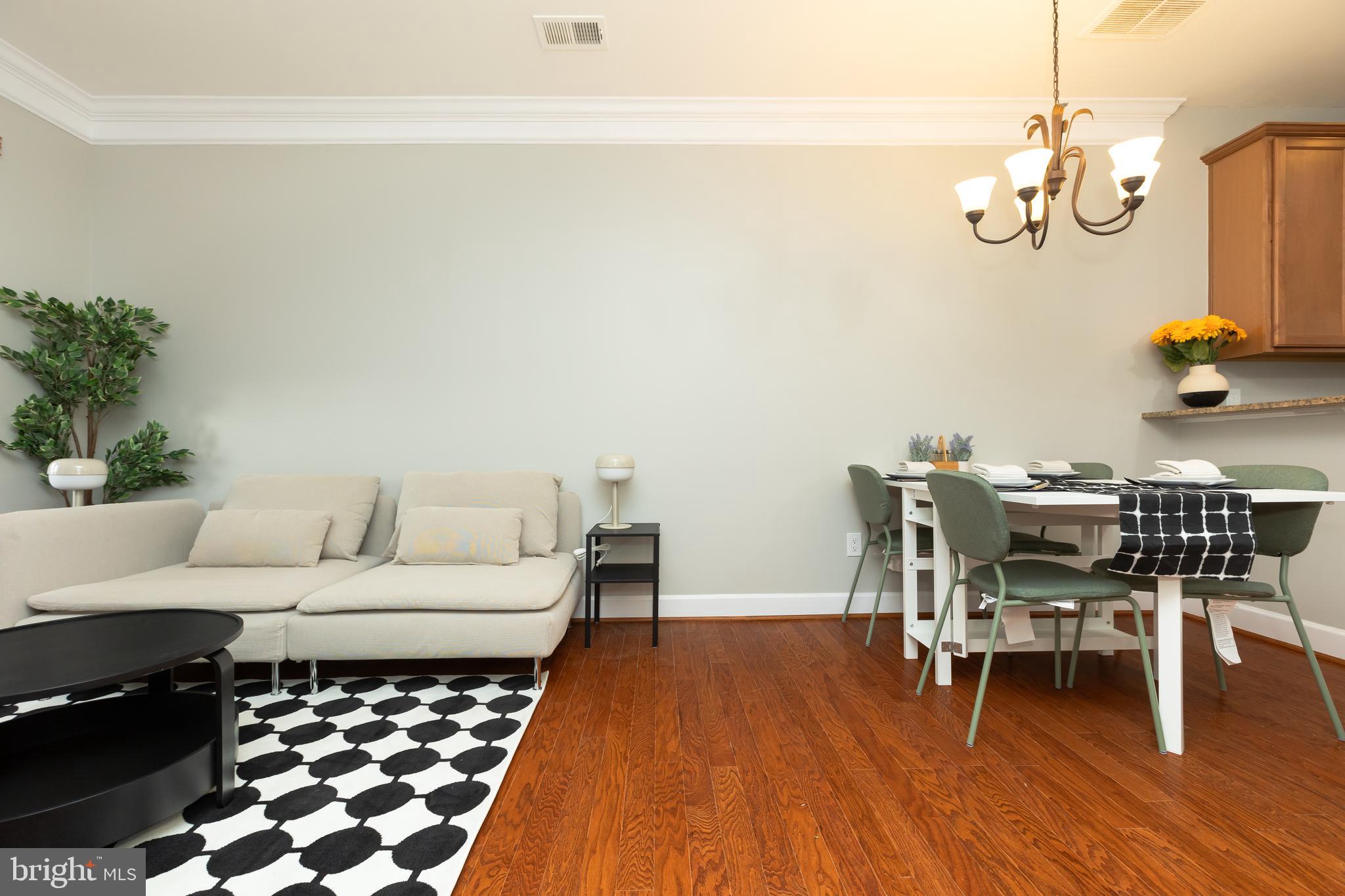 BUCKINGHAM STATION - Residential