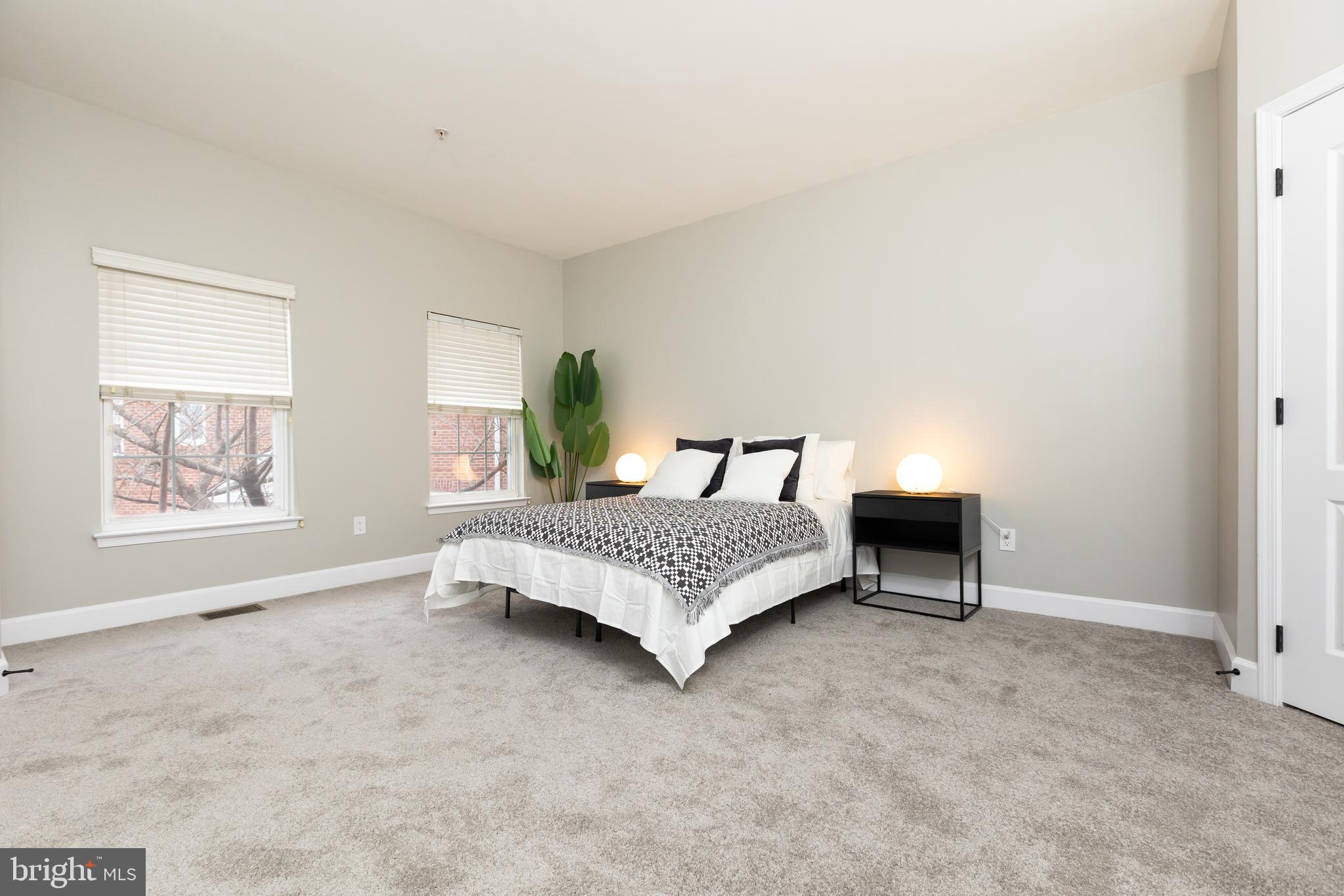 BUCKINGHAM STATION - Residential