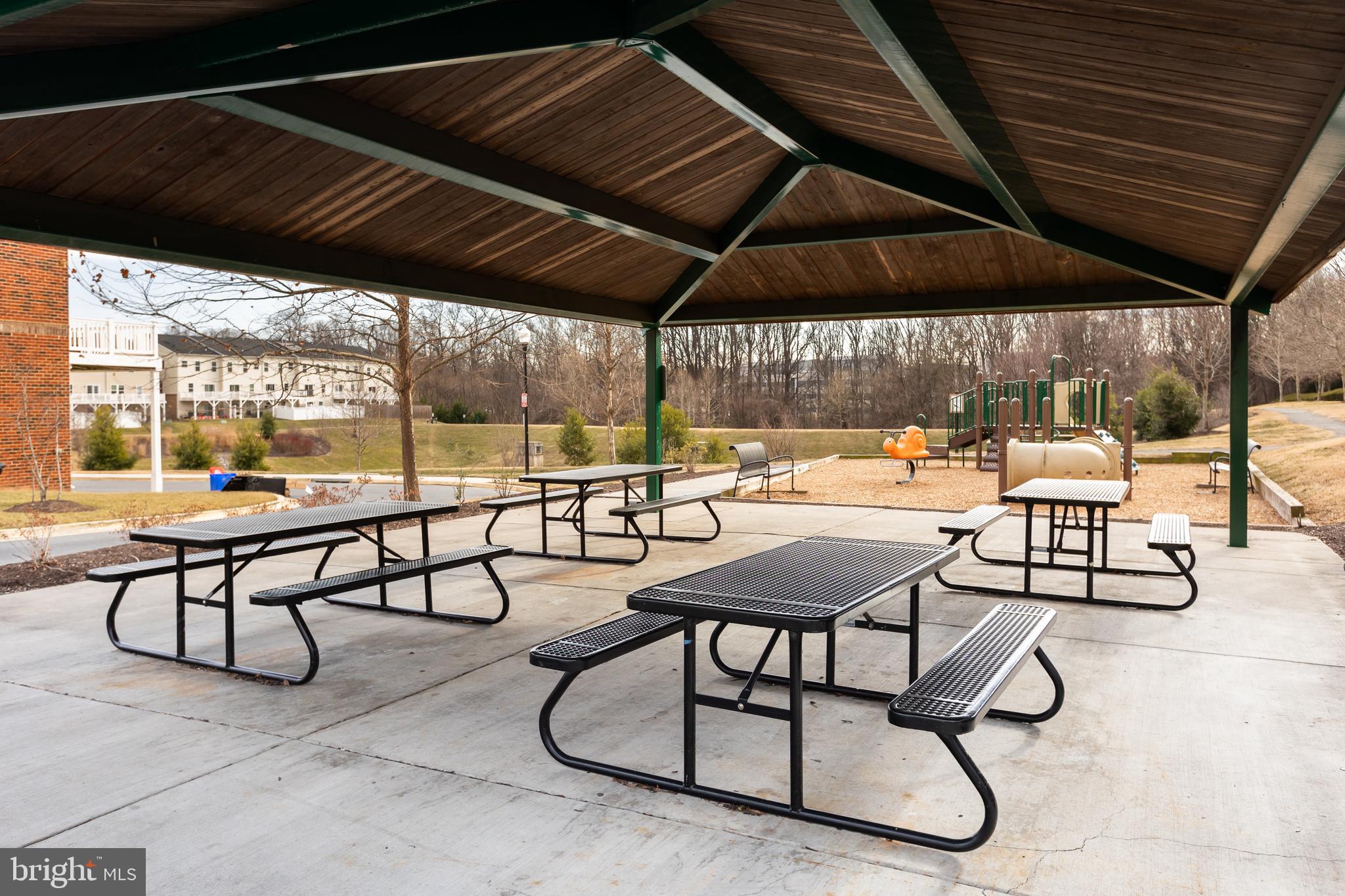 BUCKINGHAM STATION - Residential