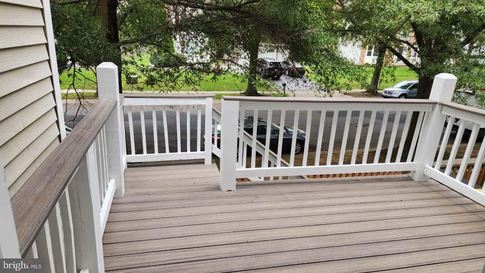 CROFTON VILLAGE - Residential Lease