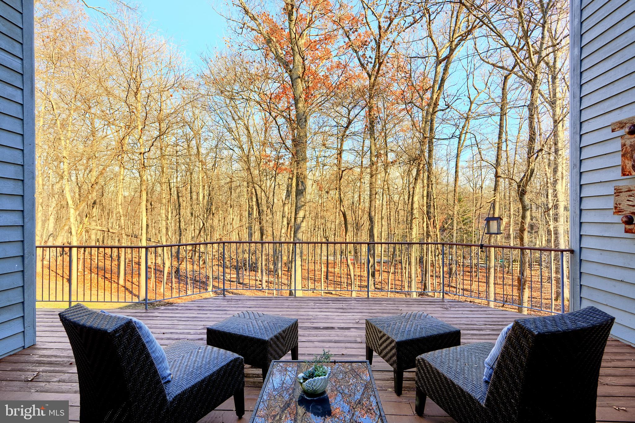 TWELVE HILLS - Residential