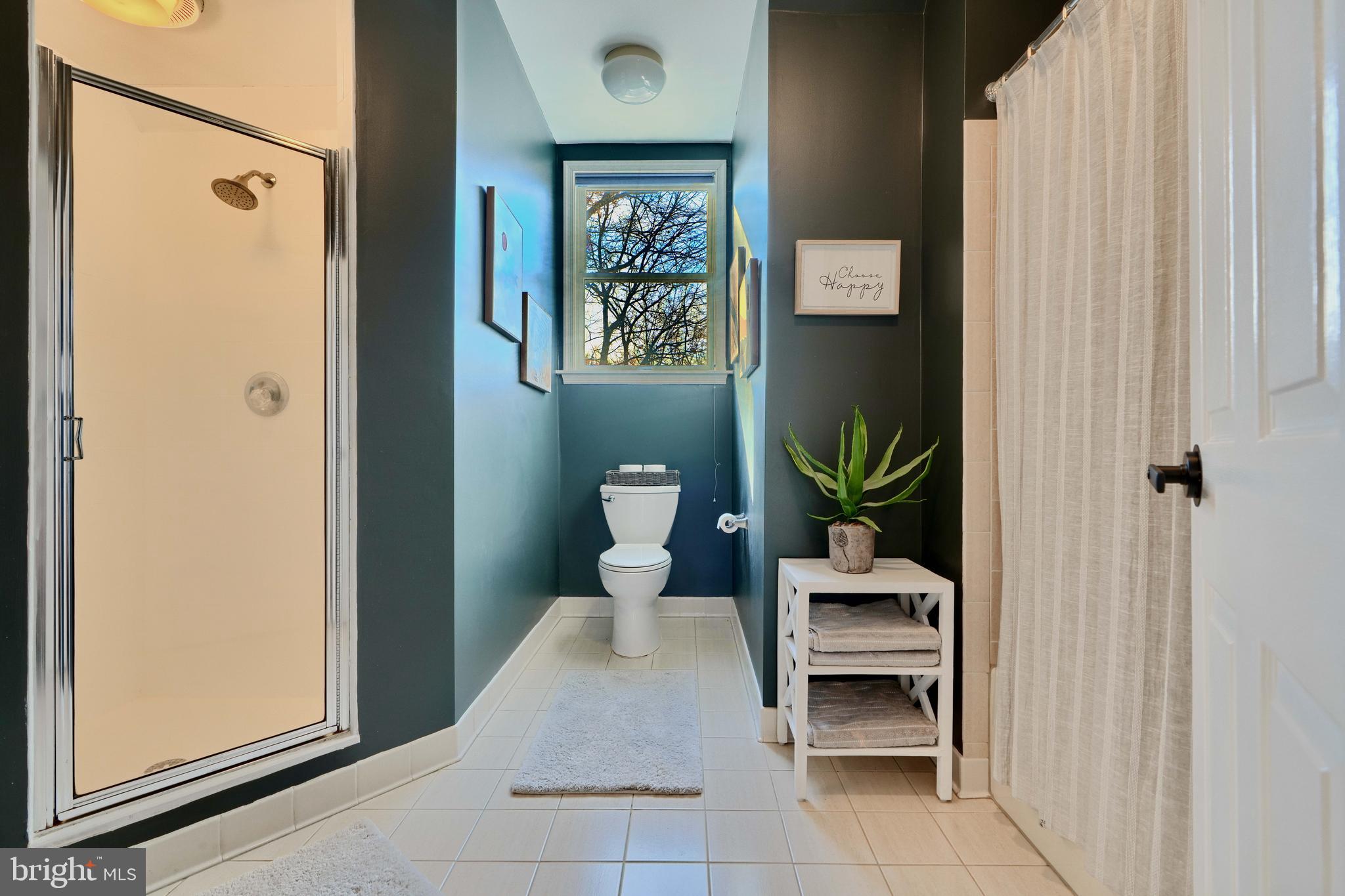 TWELVE HILLS - Residential