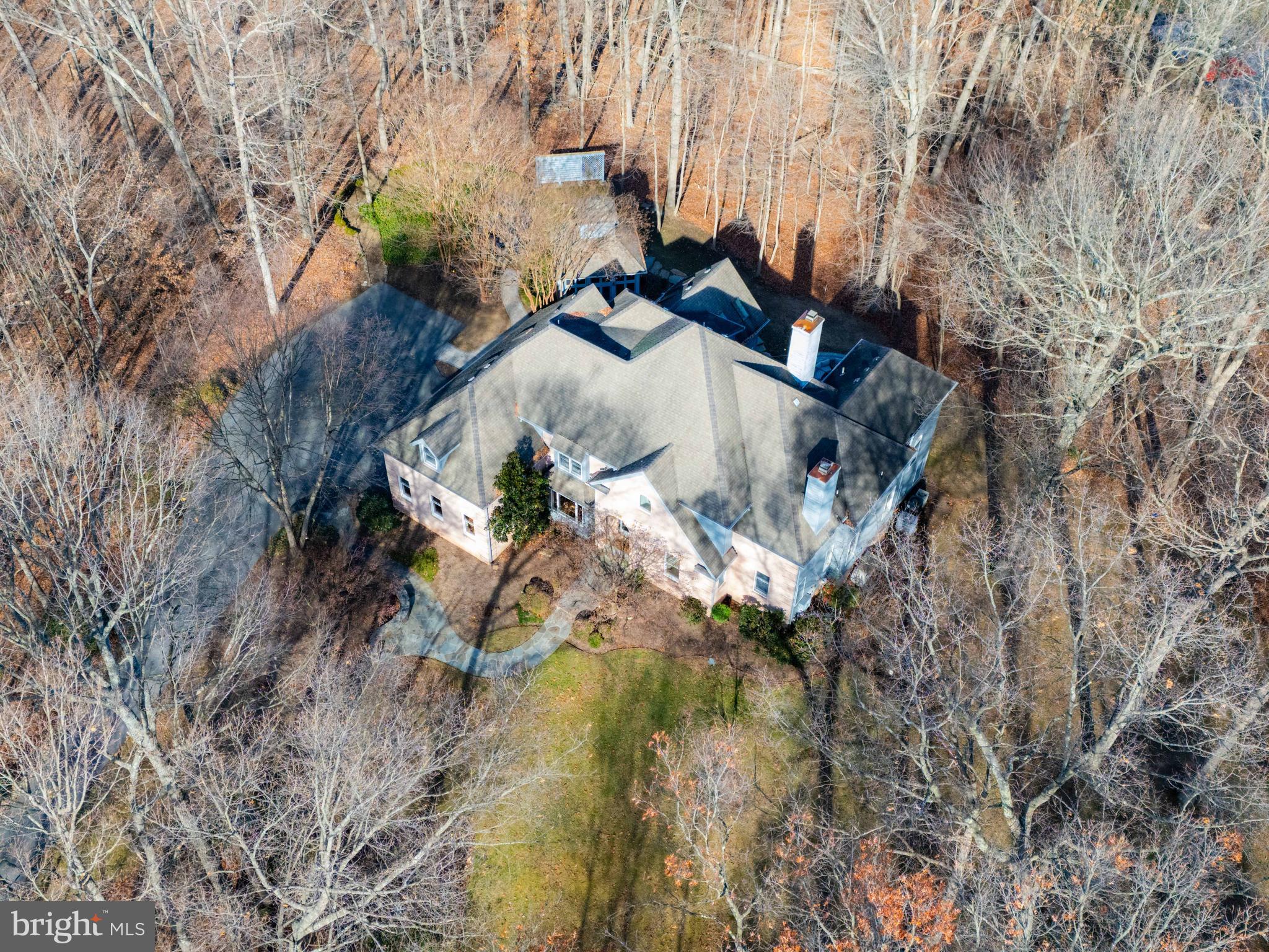 TWELVE HILLS - Residential