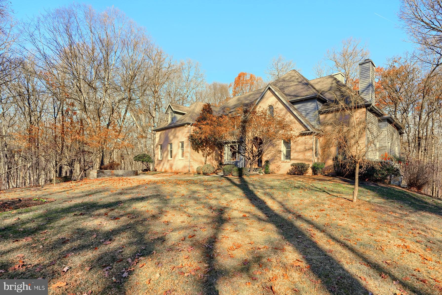 TWELVE HILLS - Residential