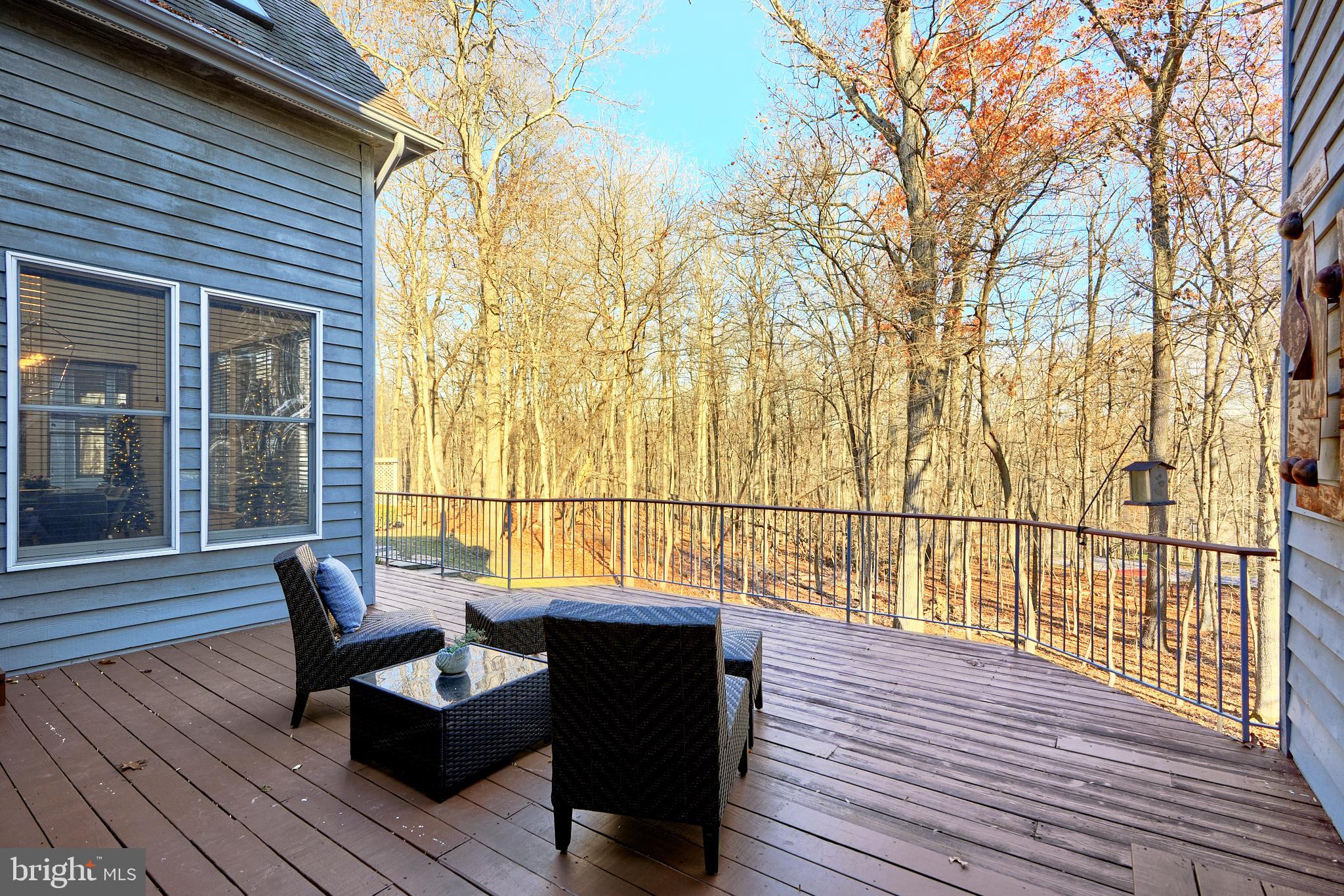 TWELVE HILLS - Residential