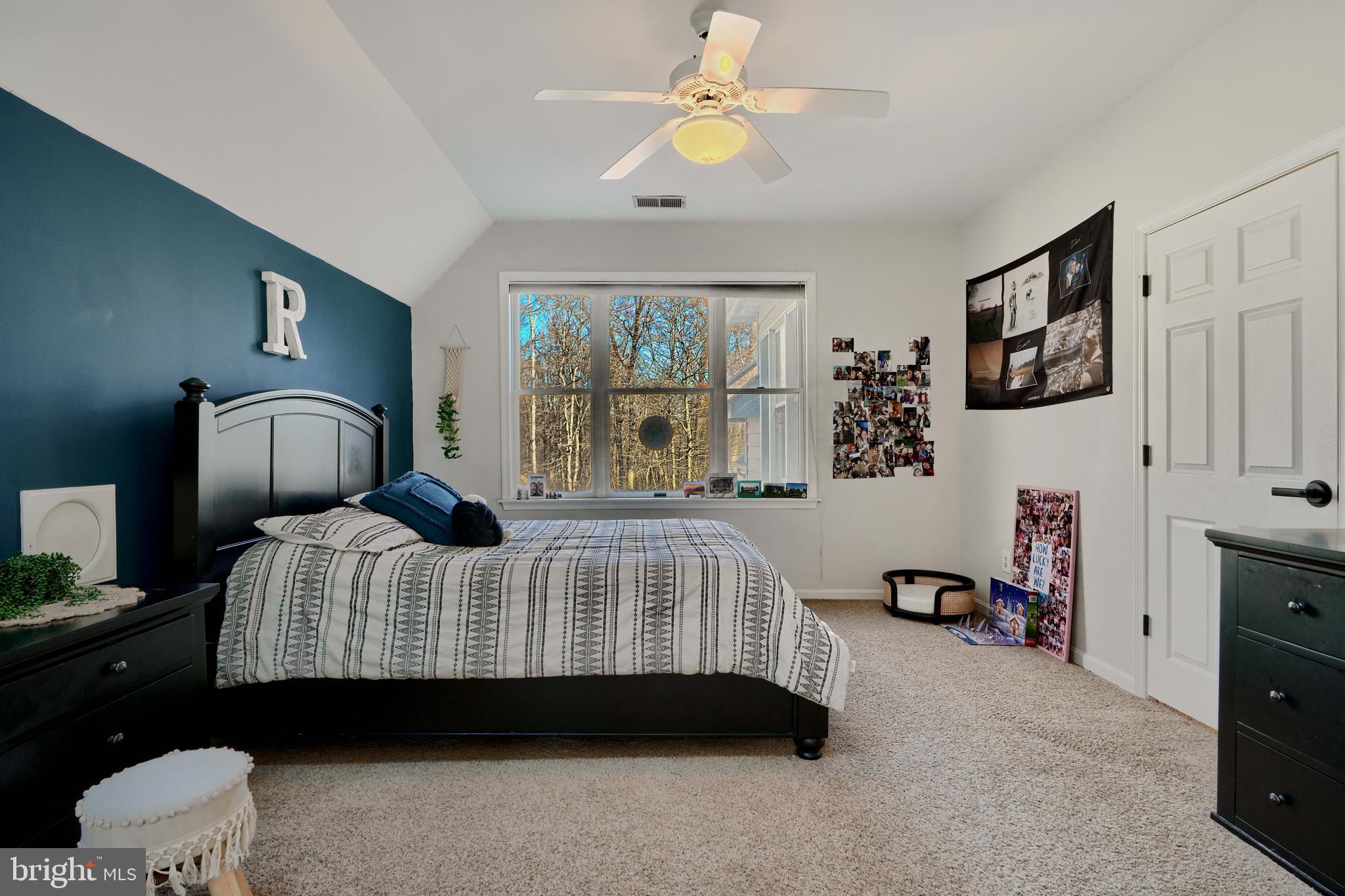 TWELVE HILLS - Residential