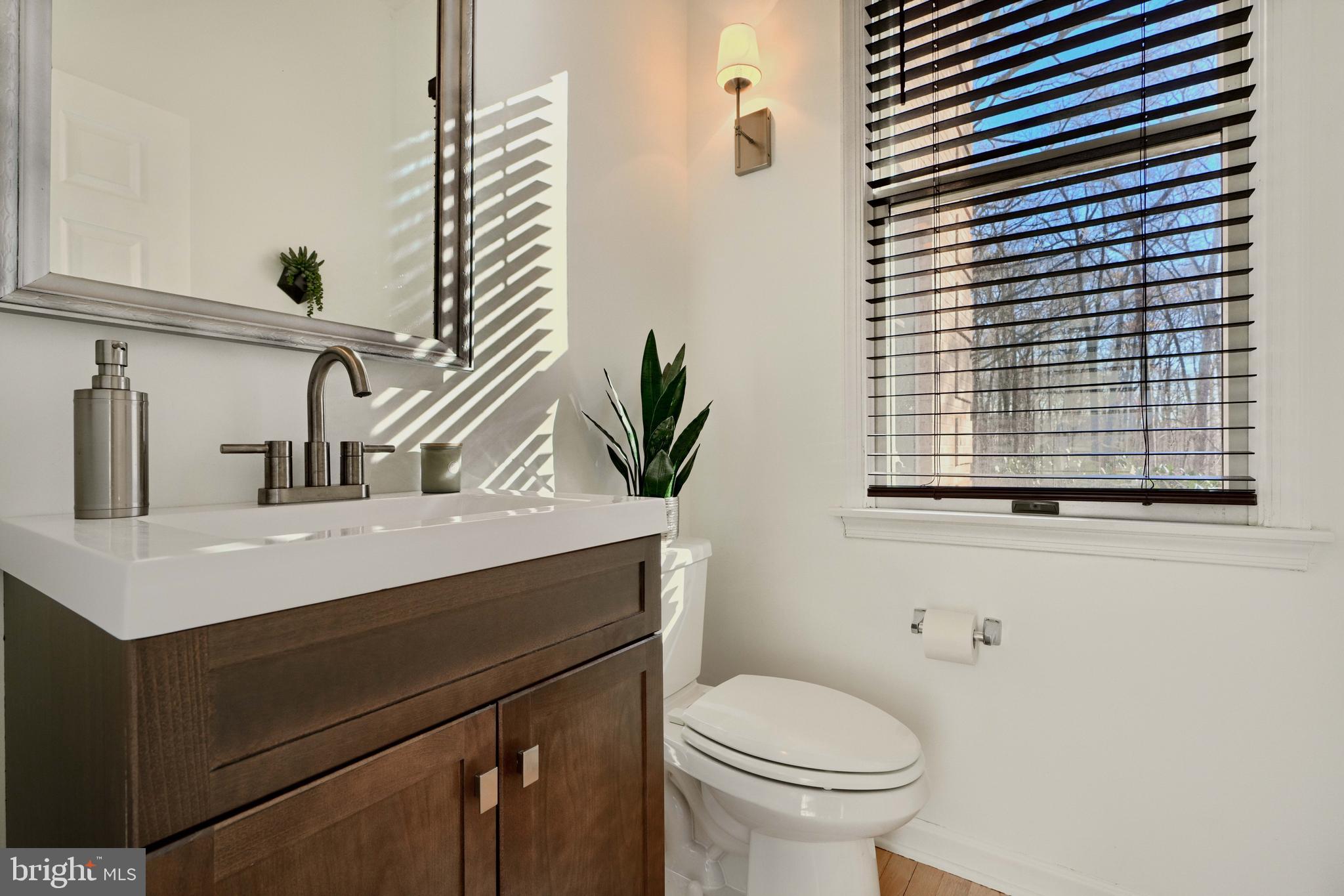 TWELVE HILLS - Residential