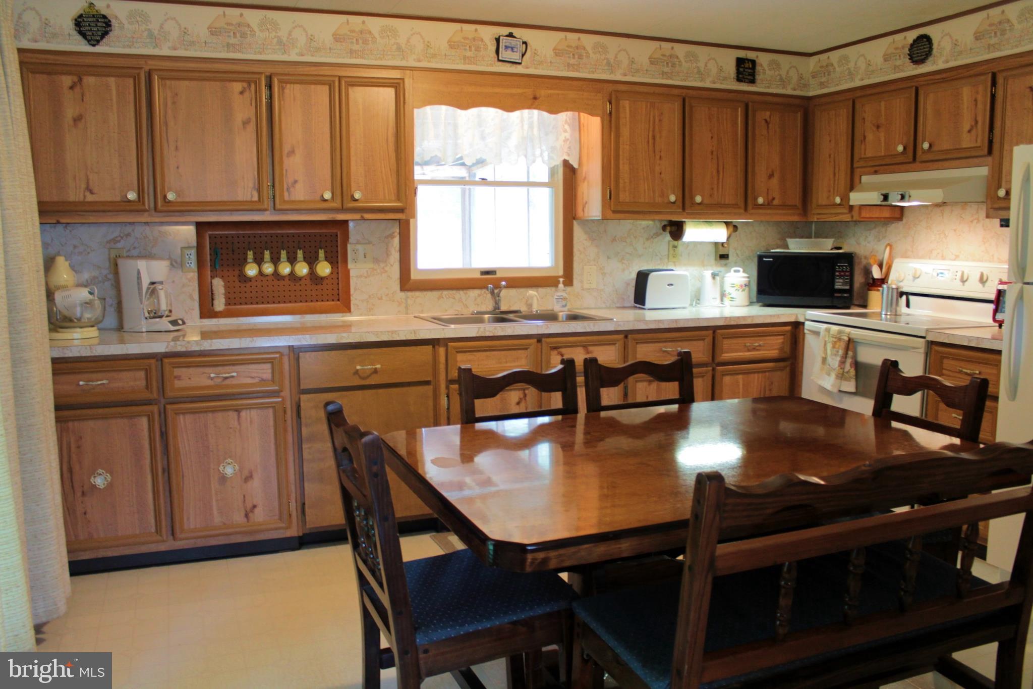 GREENBERRY HILLS - Residential