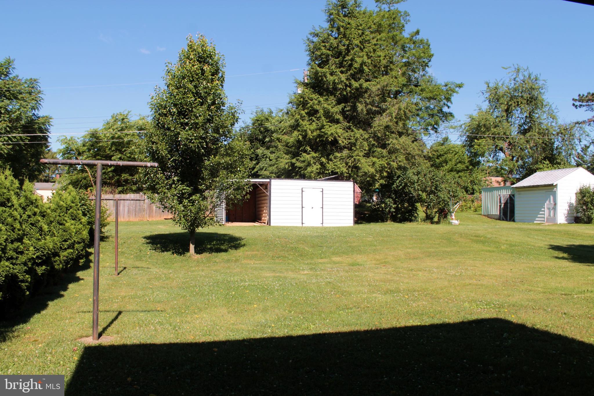 GREENBERRY HILLS - Residential