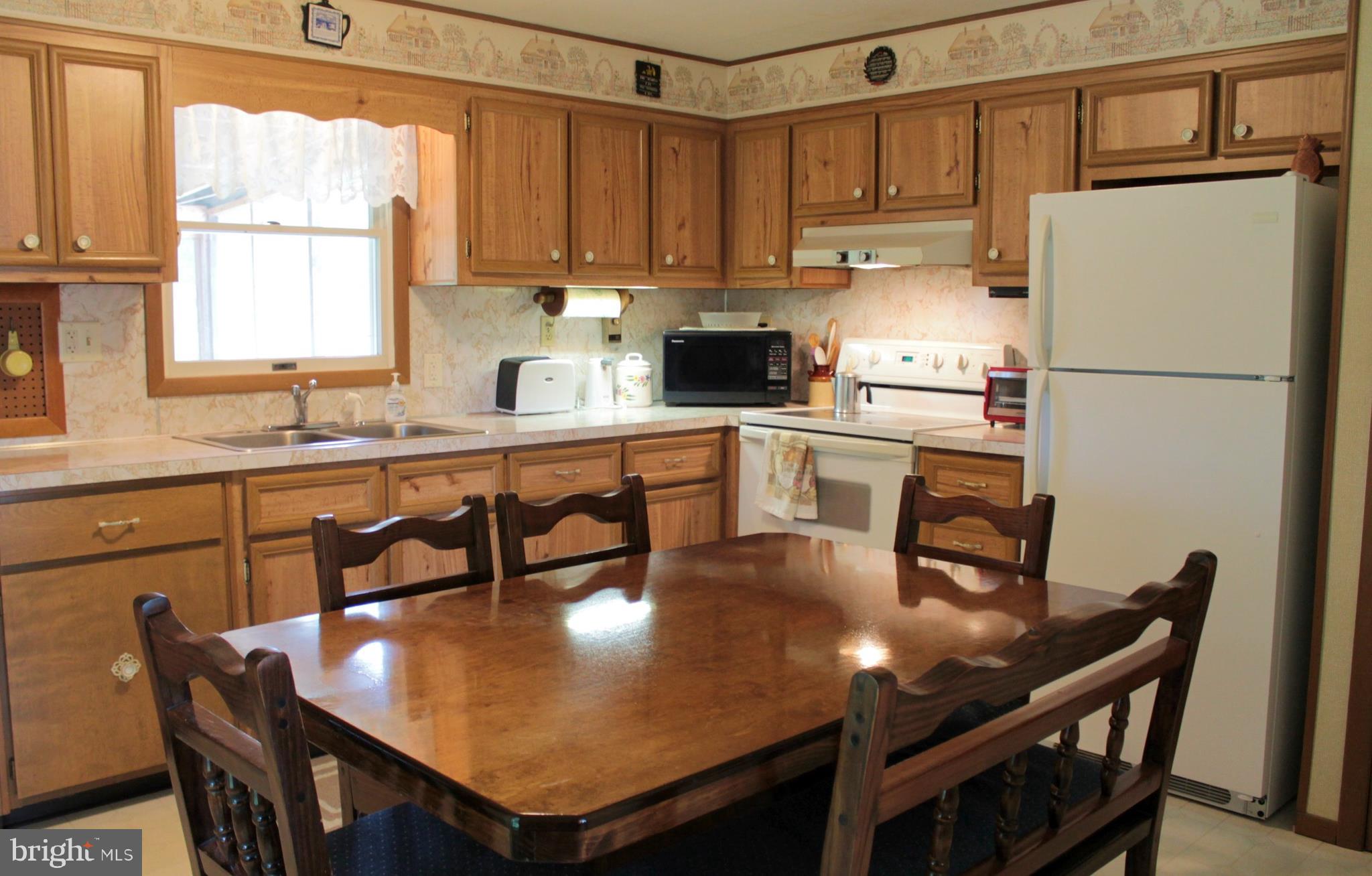 GREENBERRY HILLS - Residential