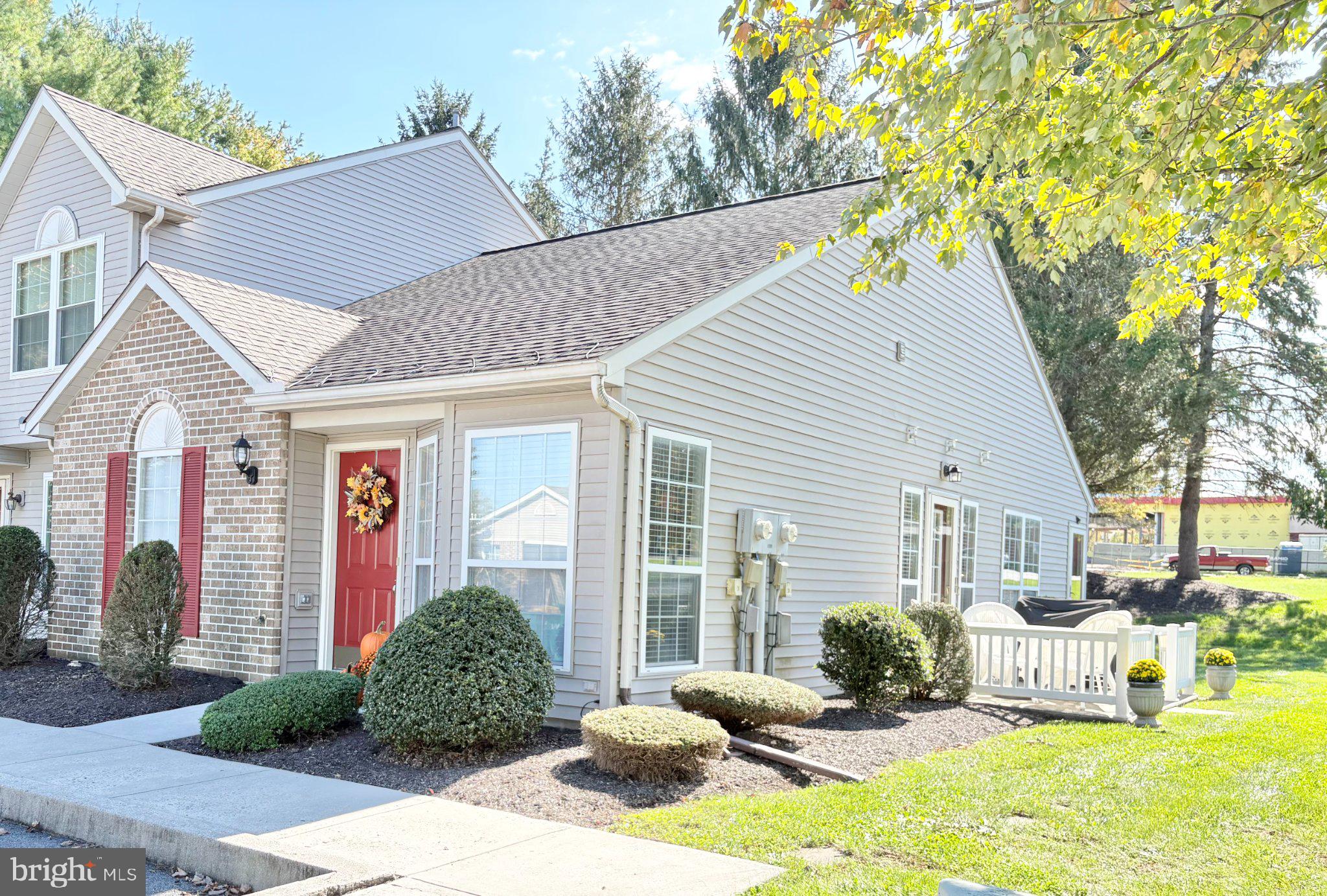 1 EASTWICK COURT