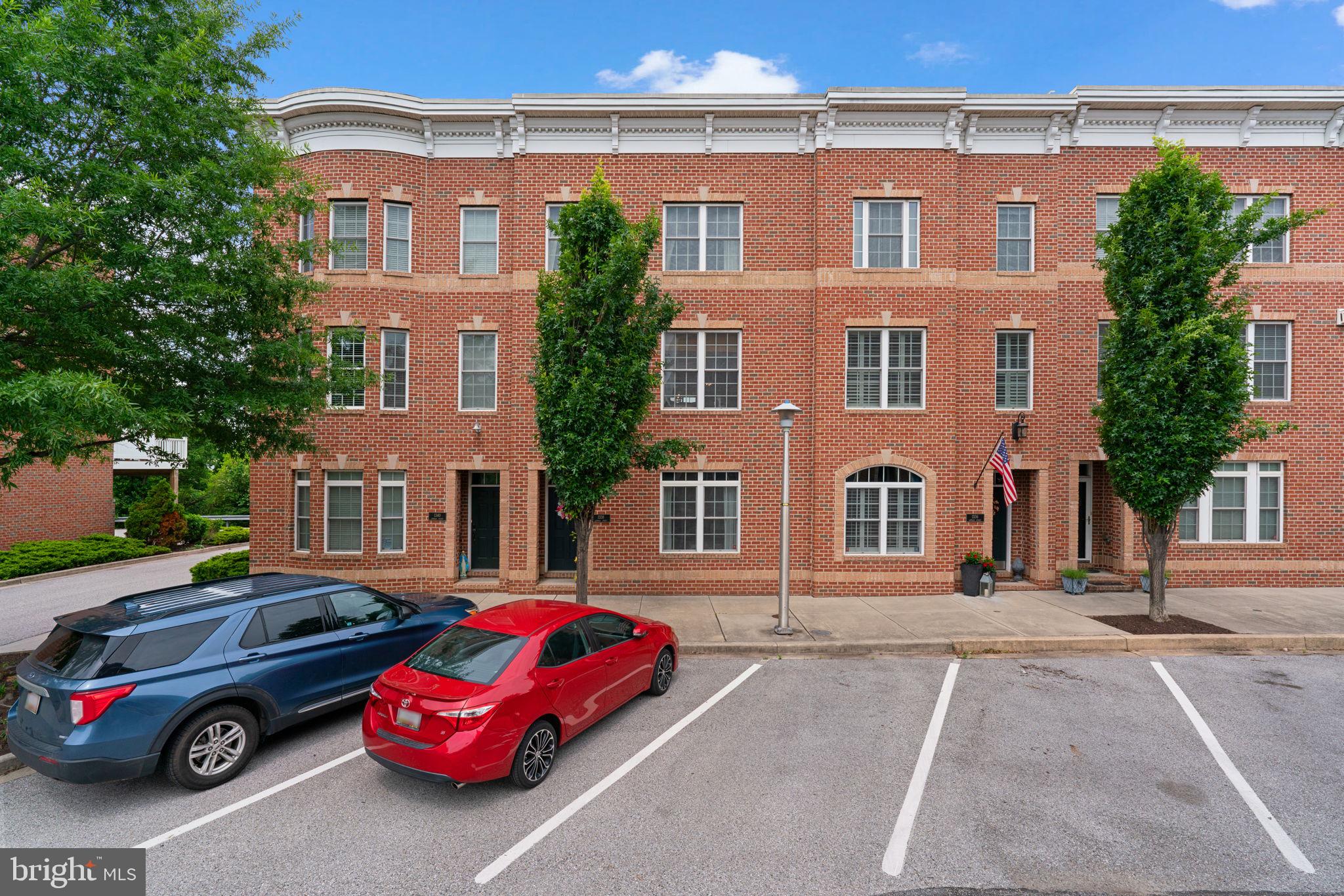 LOCUST POINT - Residential