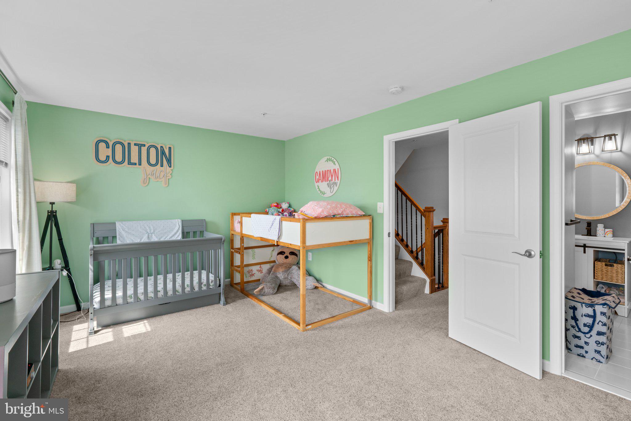 LOCUST POINT - Residential