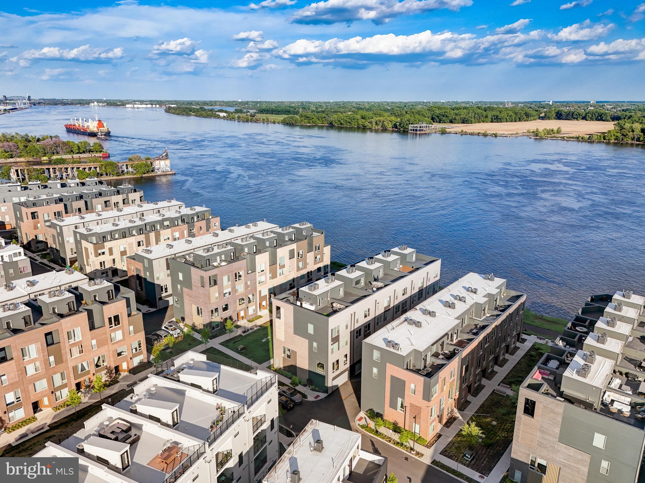 NORTHBANK - Residential