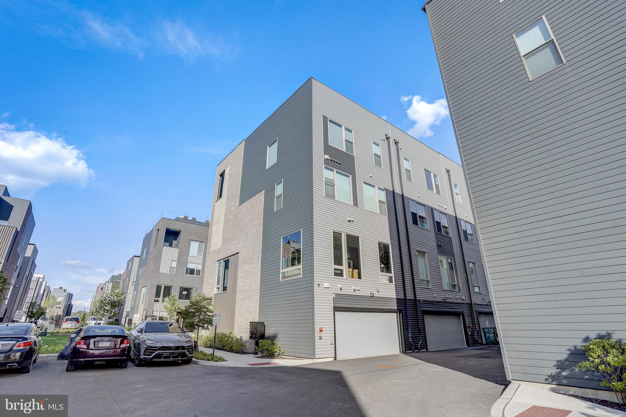 NORTHBANK - Residential