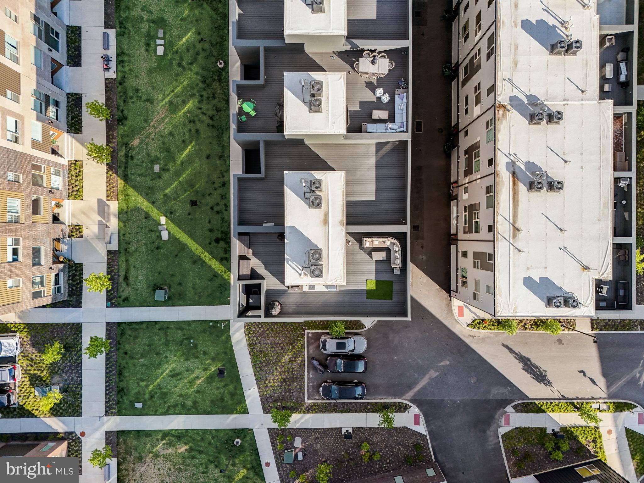 NORTHBANK - Residential