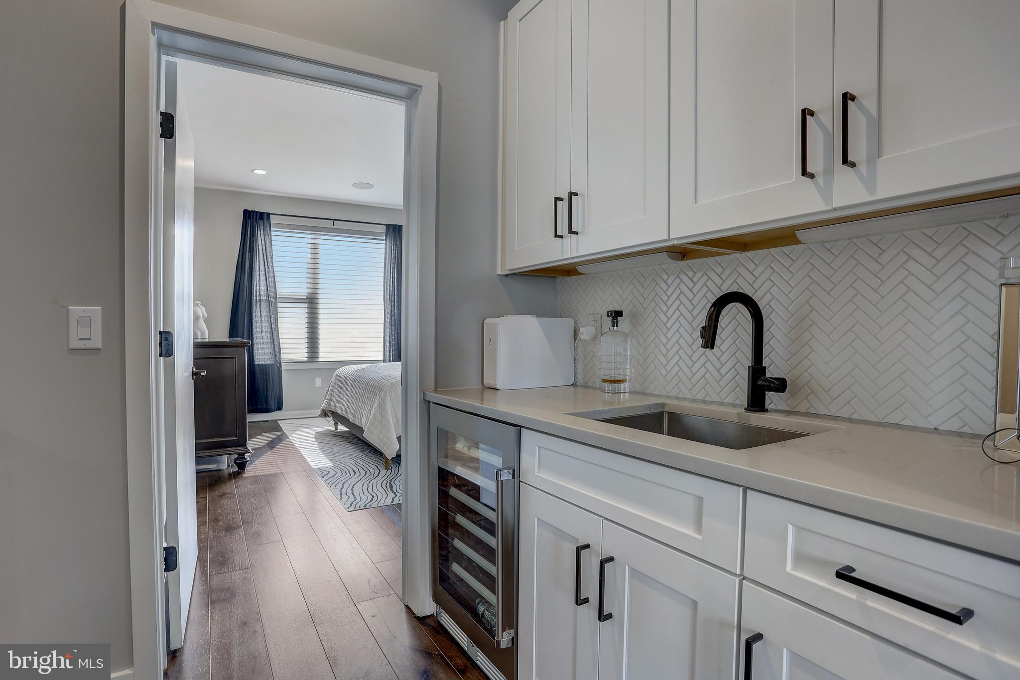 NORTHBANK - Residential