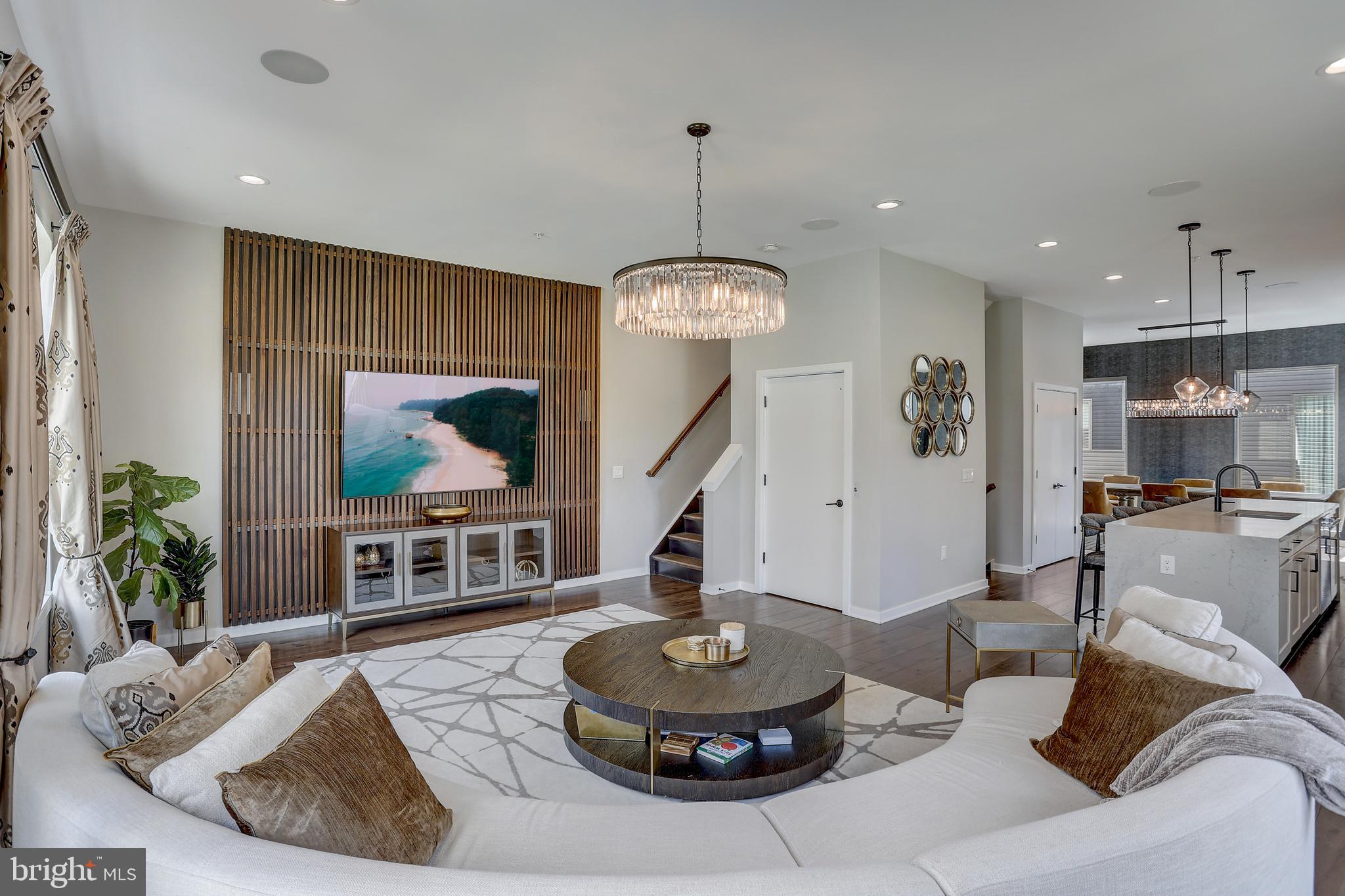 NORTHBANK - Residential