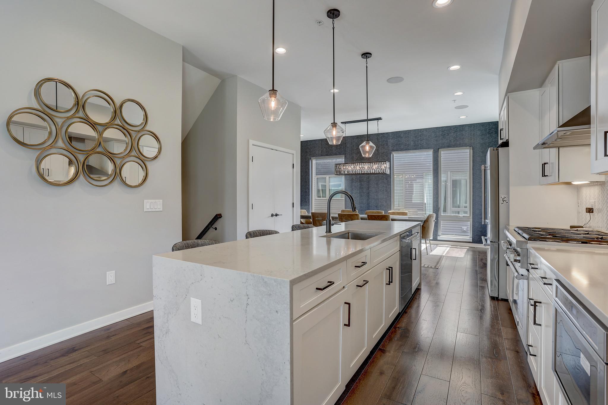 NORTHBANK - Residential