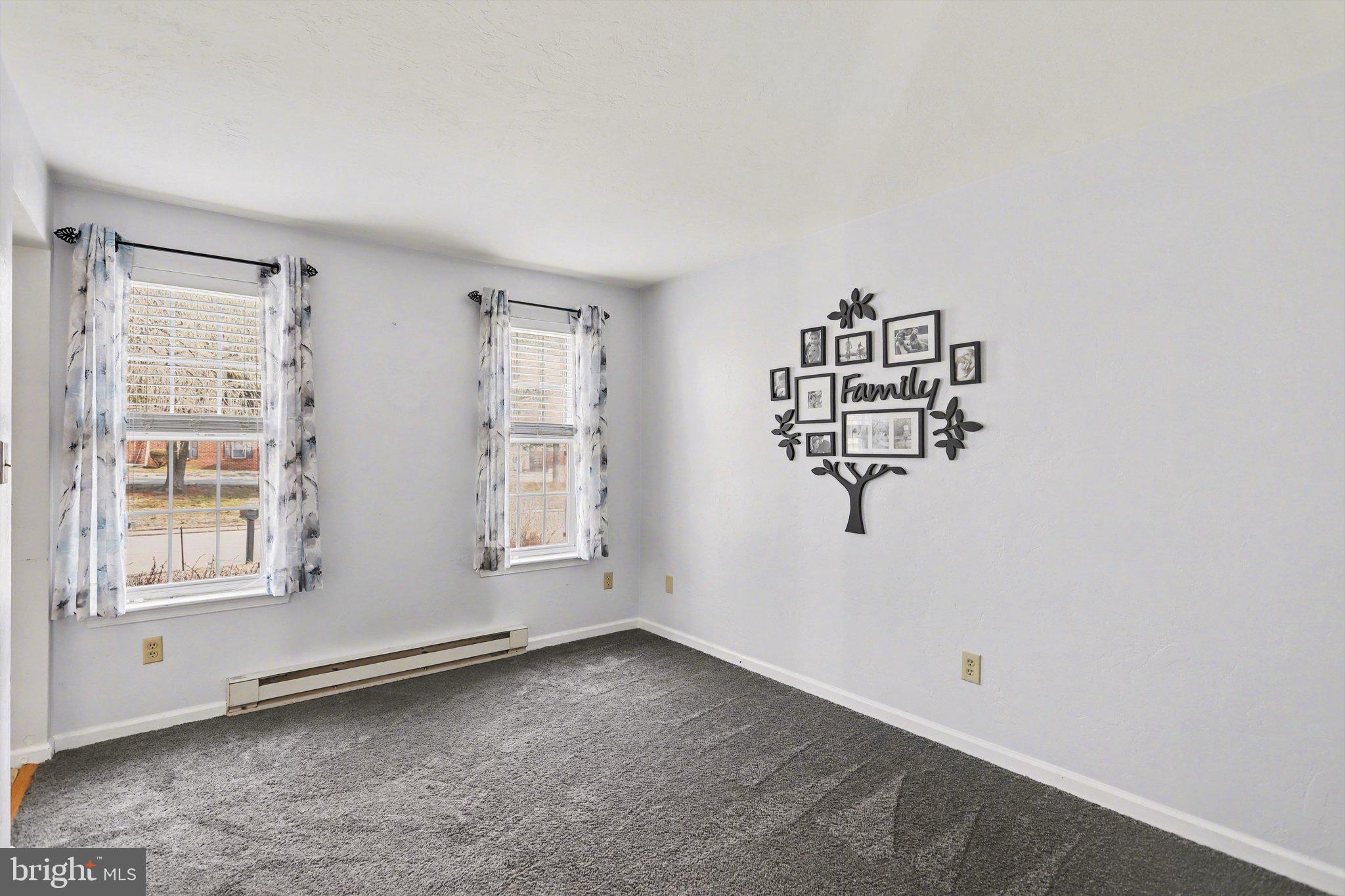 WATERFORD - Residential