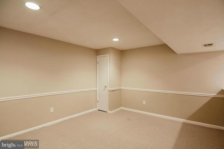 GAMBRILL ESTATES - Residential Lease