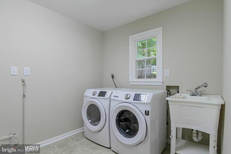 GAMBRILL ESTATES - Residential Lease