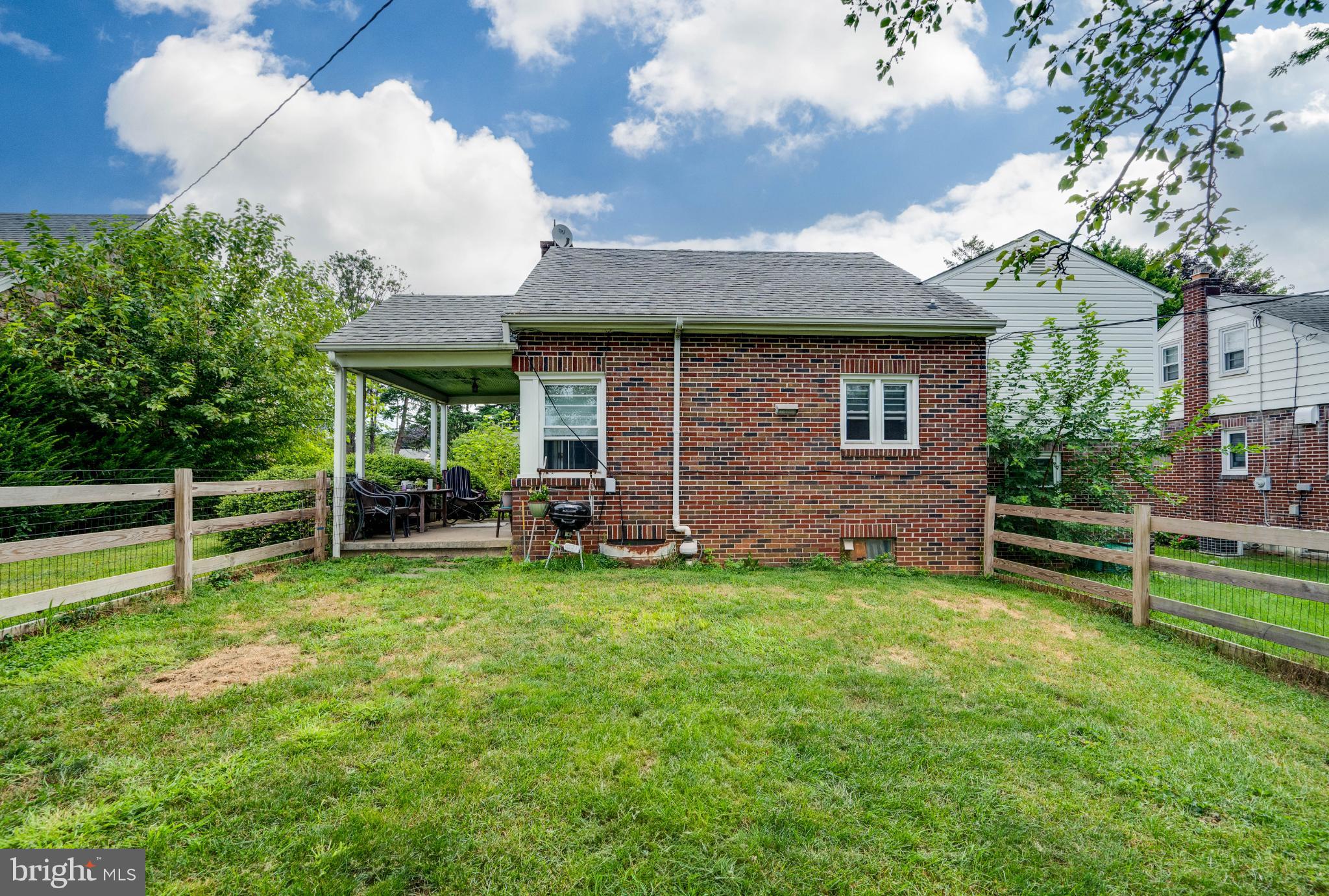 HYDE PARK - Residential