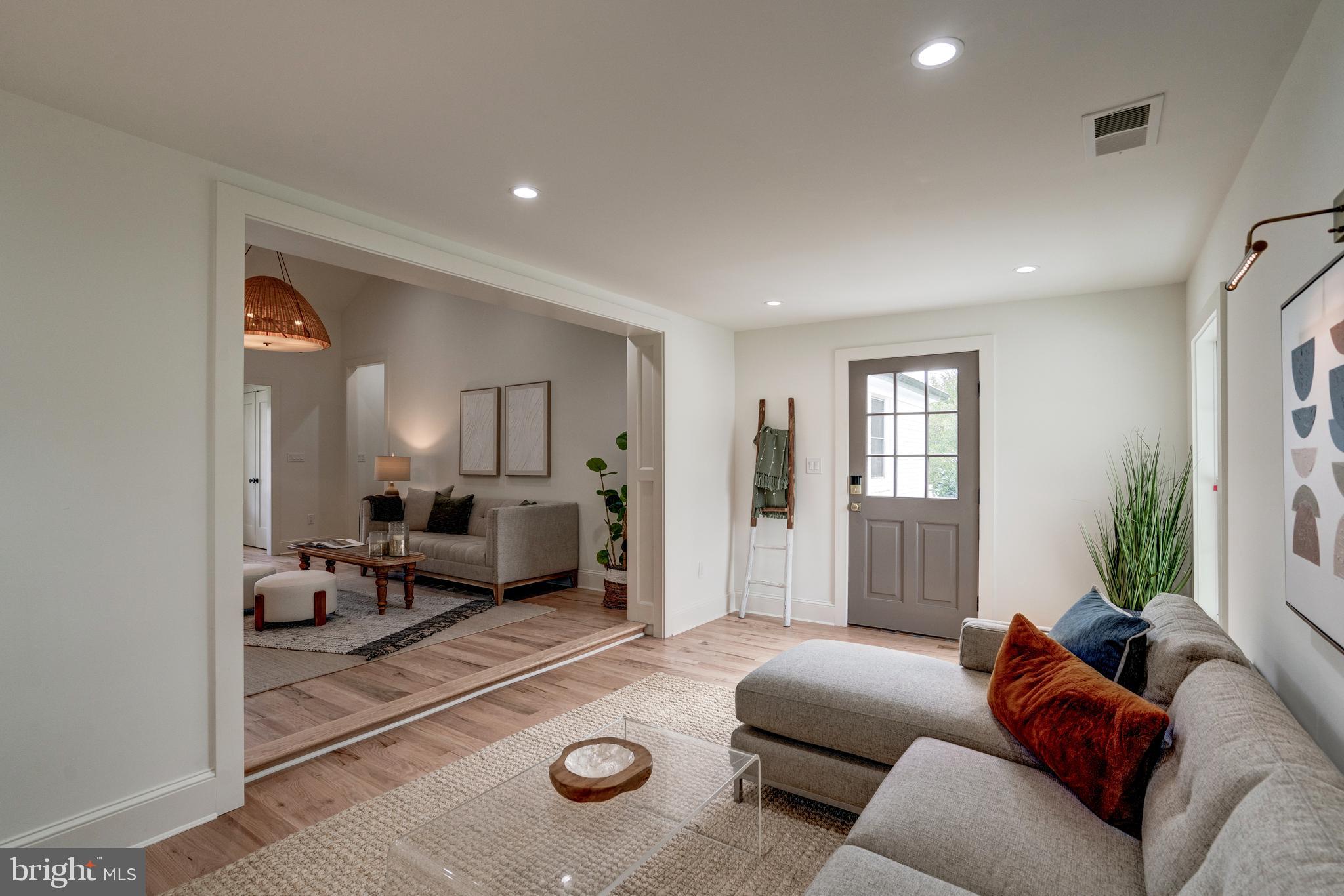 ROLLINGWOOD - Residential