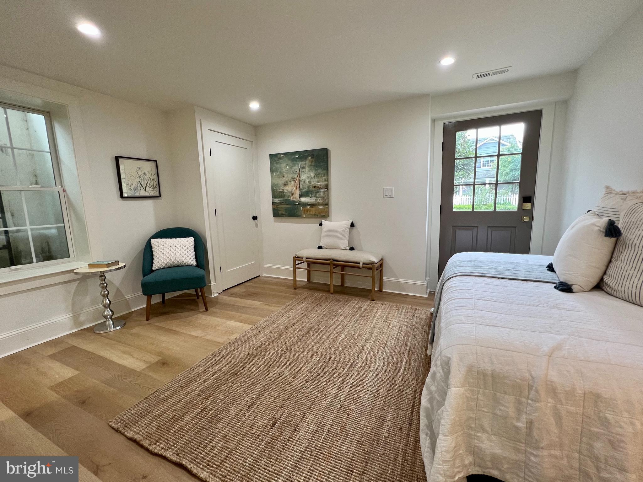 ROLLINGWOOD - Residential