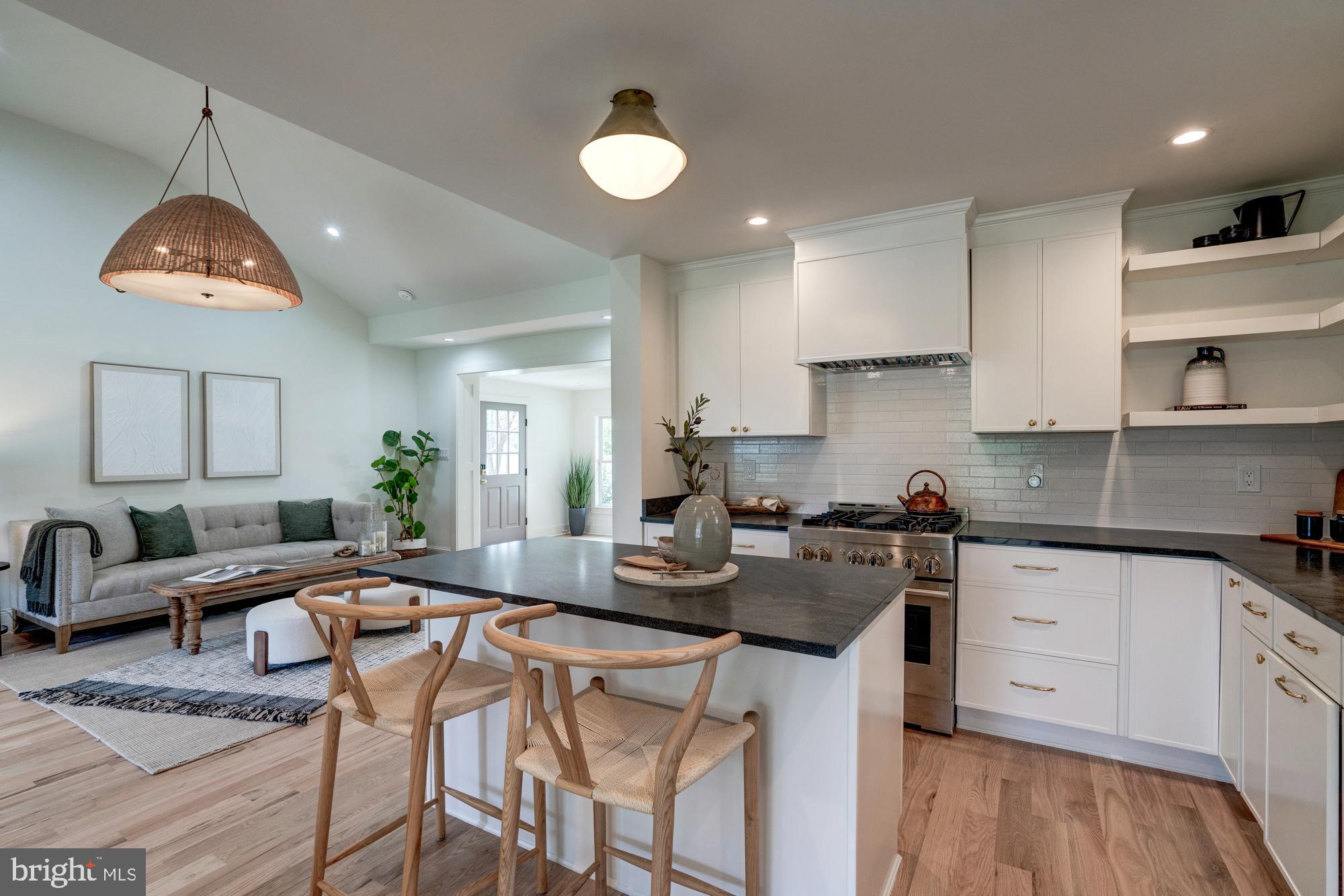 ROLLINGWOOD - Residential