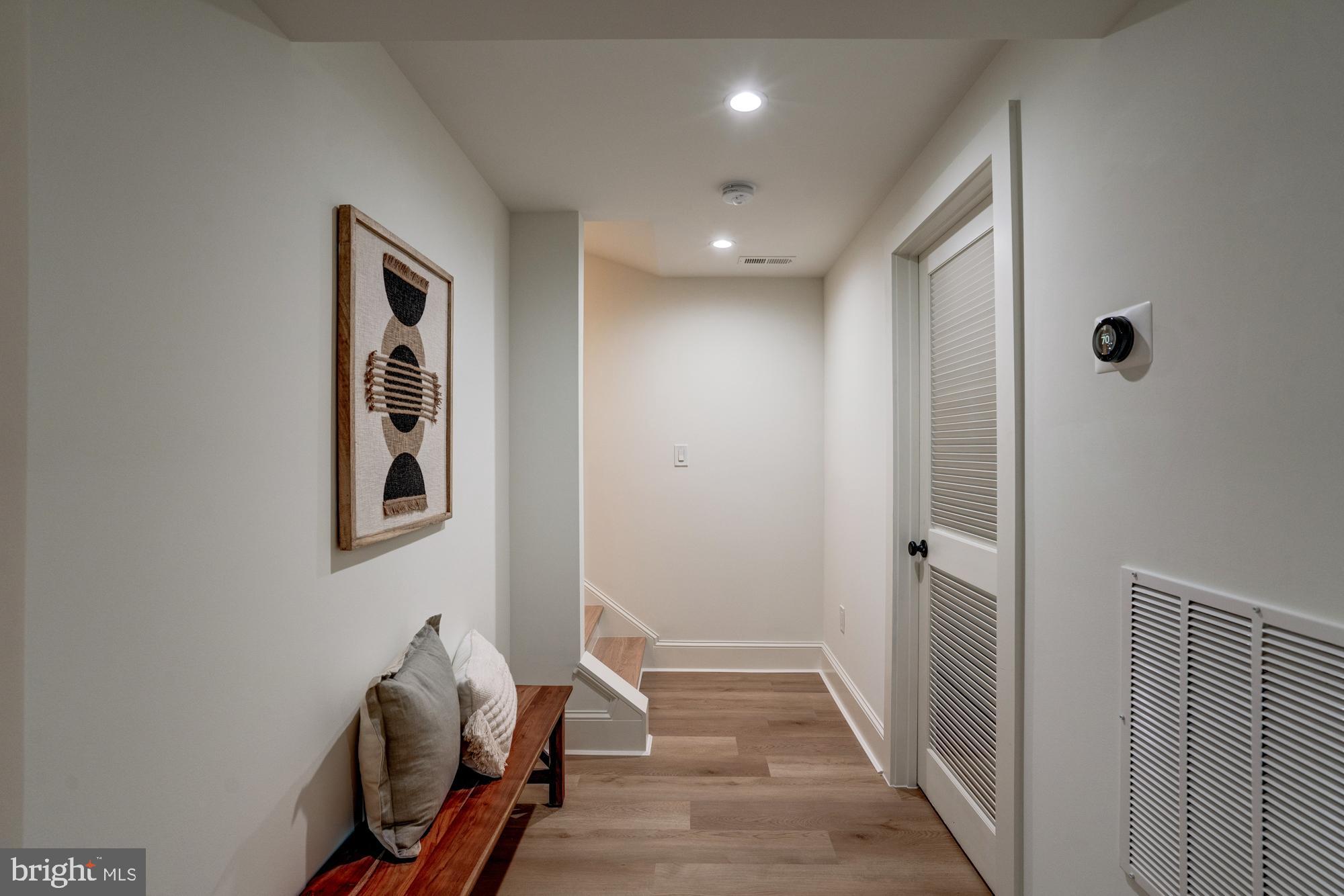 ROLLINGWOOD - Residential