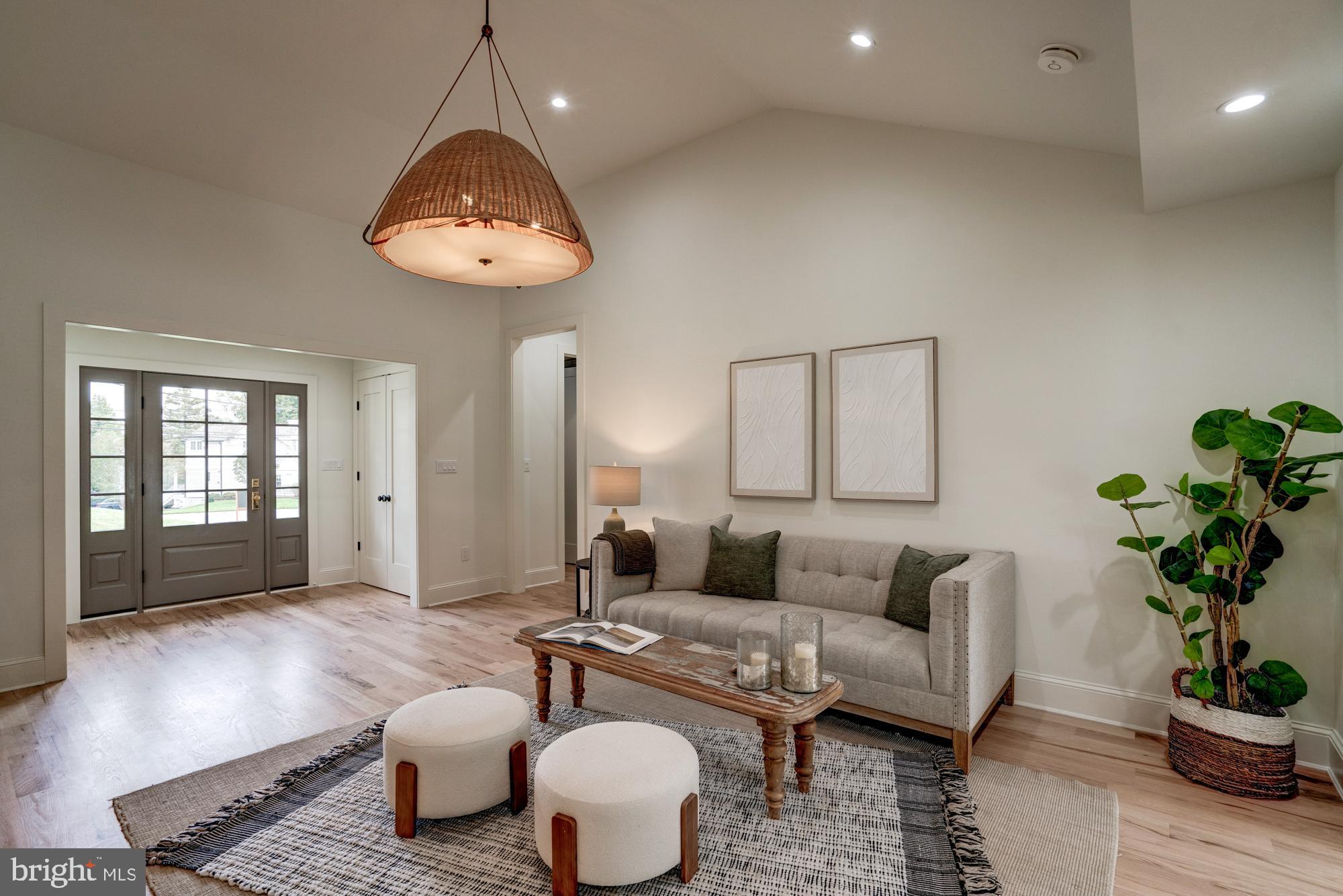 ROLLINGWOOD - Residential