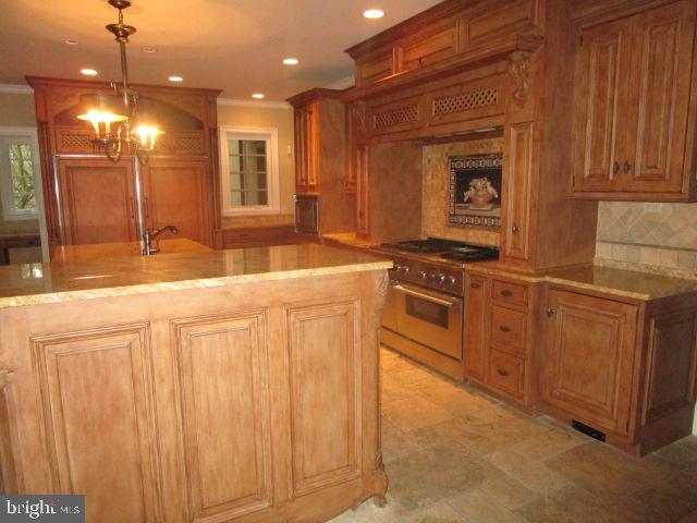 THE PINES - Residential